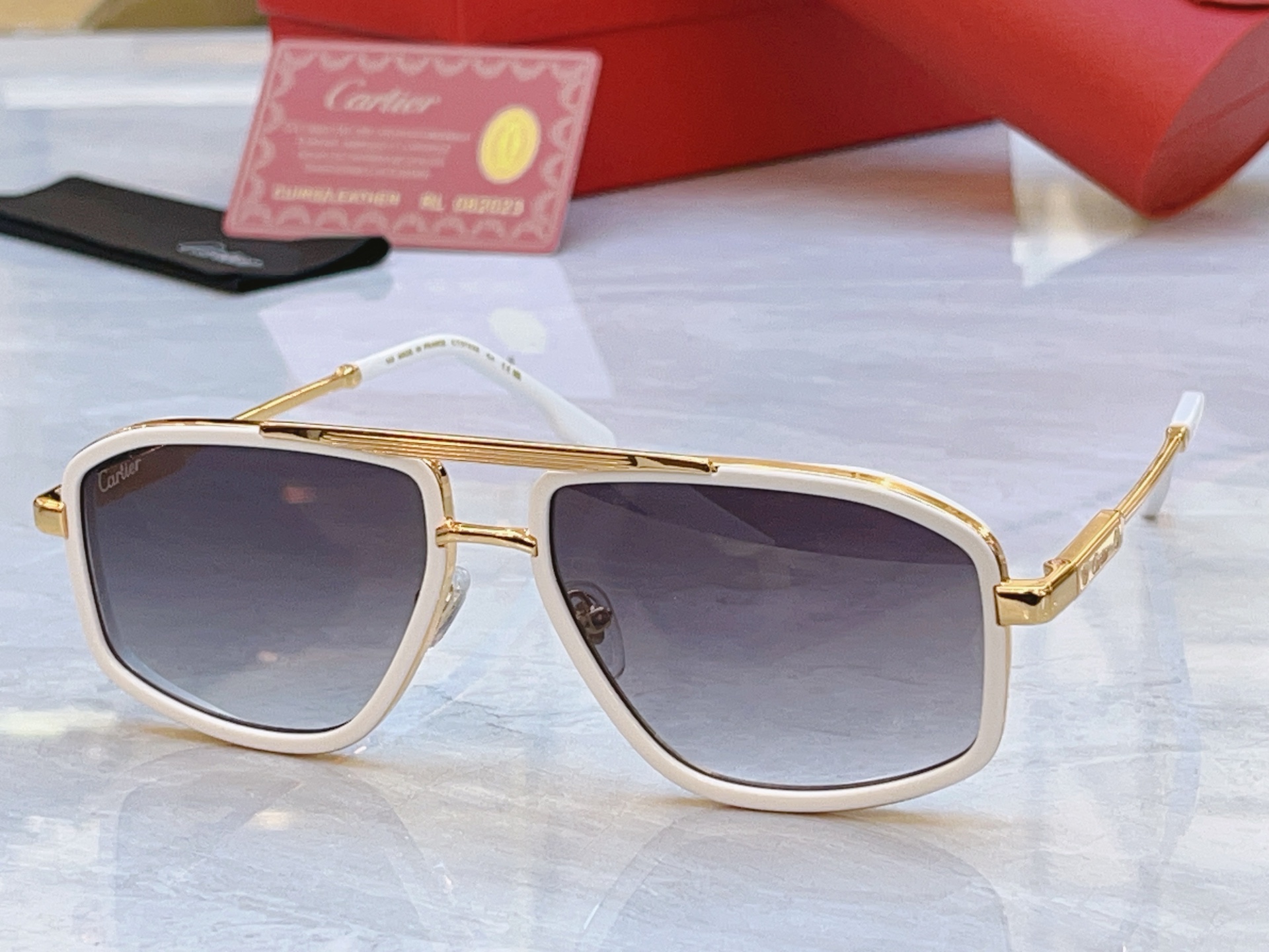 ，【CARTIE*】卡地*亚新款太阳镜，Mod:CT0723S，Size:68口16-145