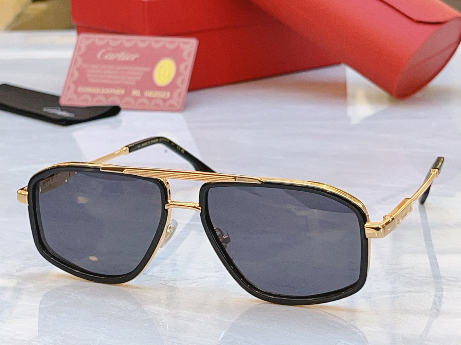 ，【CARTIE*】卡地*亚新款太阳镜，Mod:CT0723S，Size:68口16-145