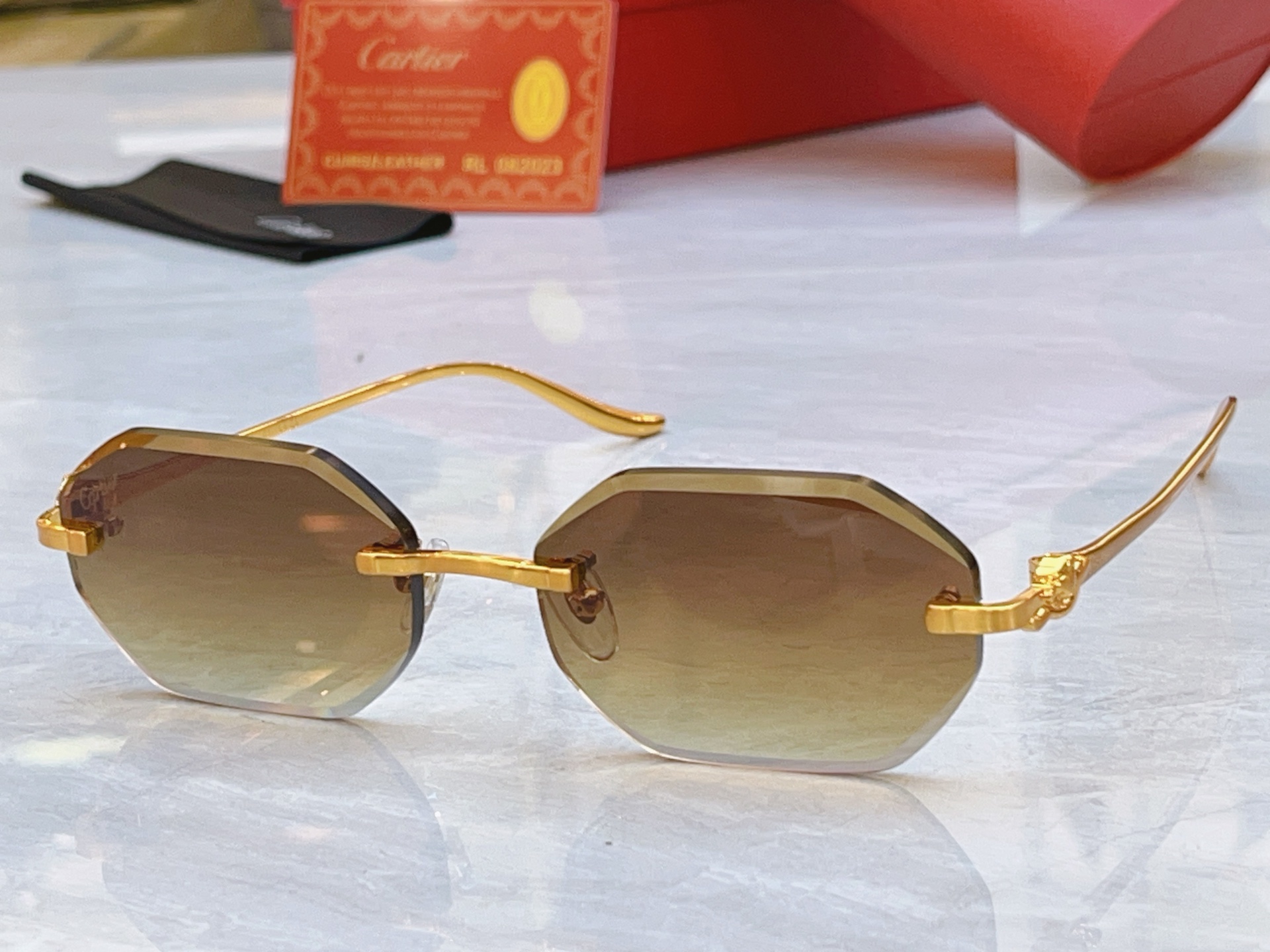 ，【CARTIE*】卡地*亚新款太阳镜 钛架，Mod:CT0922S，Size:57口18-142