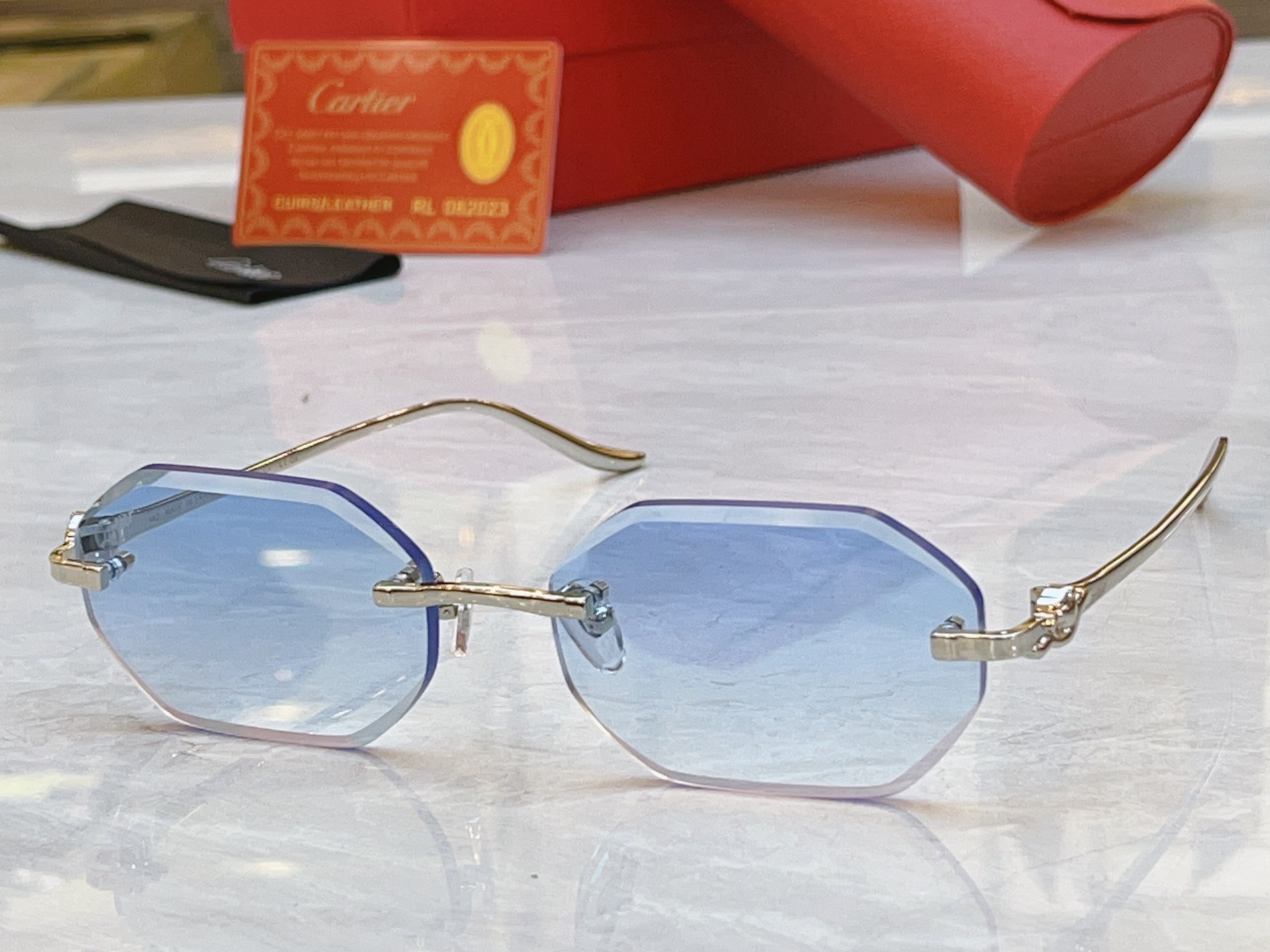 ，【CARTIE*】卡地*亚新款太阳镜 钛架，Mod:CT0922S，Size:57口18-142