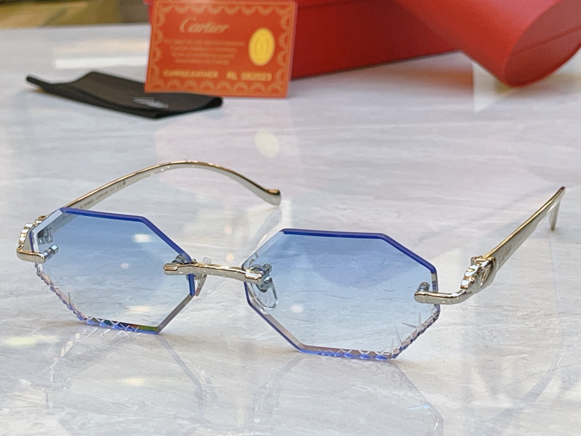 ，【CARTIE*】卡地*亚新款太阳镜 钛架，Mod:CT0914S，Size:57口17-135