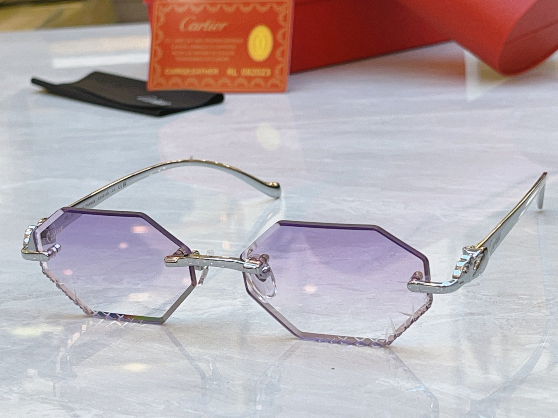 ，【CARTIE*】卡地*亚新款太阳镜 钛架，Mod:CT0914S，Size:57口17-135