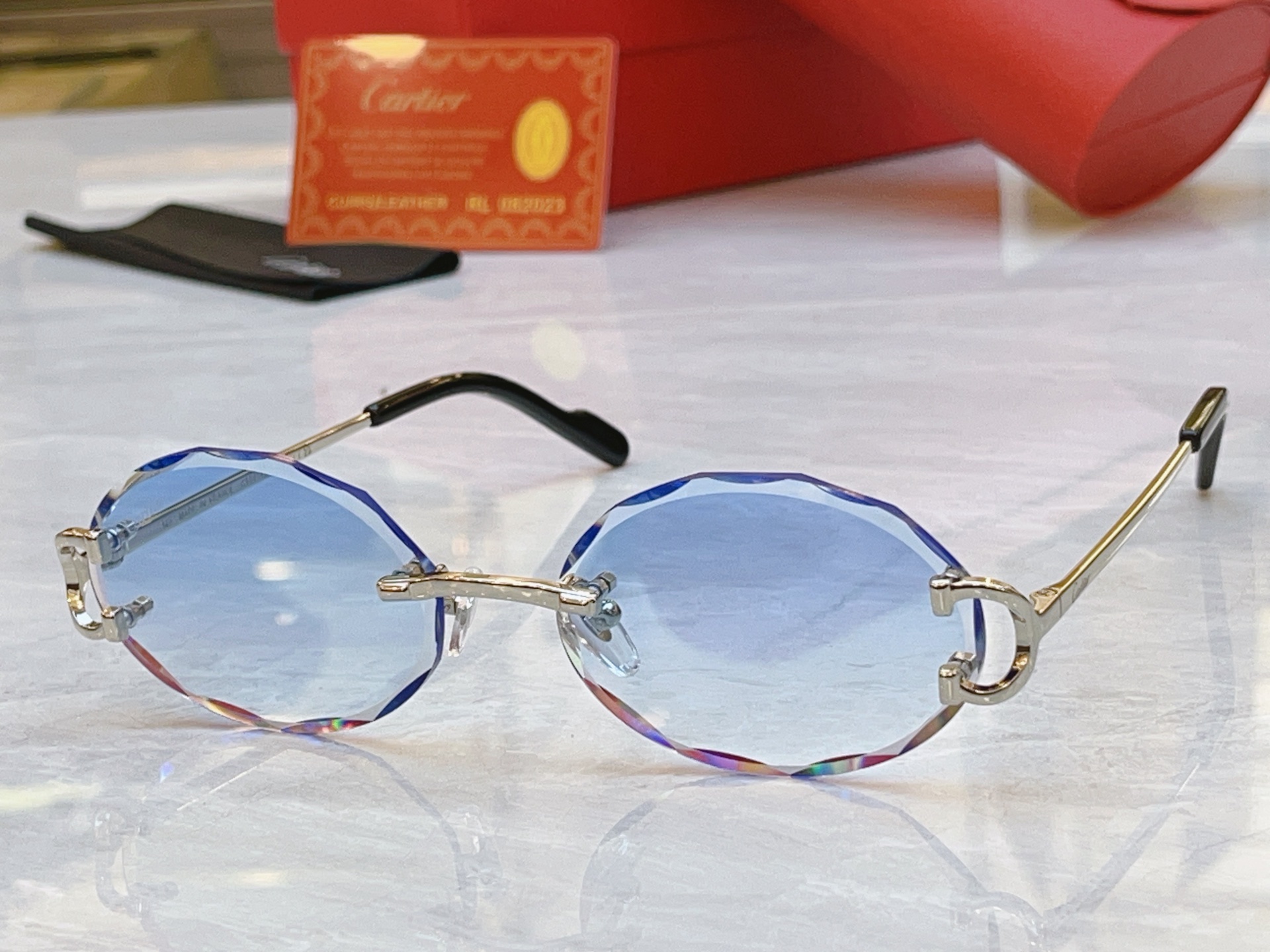 ，【CARTIE*】卡地*亚新款太阳镜 钛架，Mod:CT0911S，Size:56口17-140