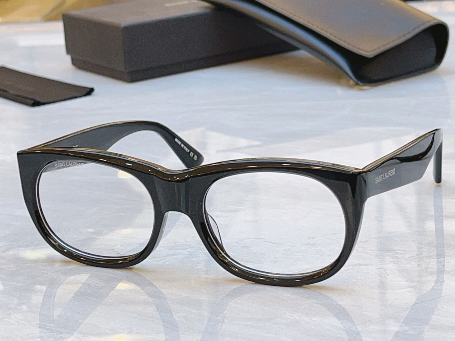 ，【SAINT LAUREN*】圣罗*兰新款太阳镜，MODEL：SL 815，SIZE：56口20-14