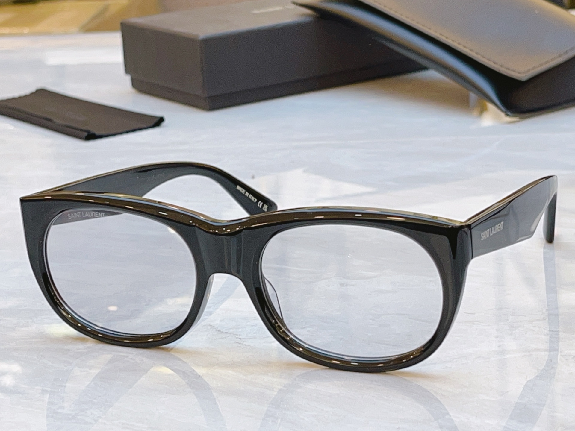 ，【SAINT LAUREN*】圣罗*兰新款太阳镜，MODEL：SL 815，SIZE：56口20-14