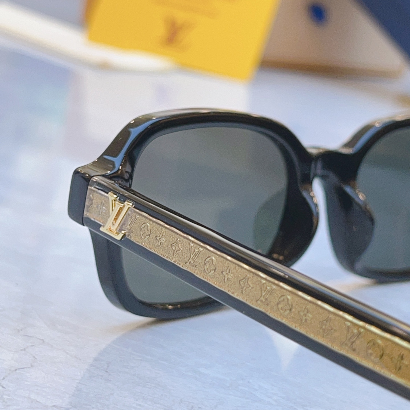 ，【LOUIS VUITTO*】路易*威登新款太阳镜，MODEL：Z3046W，SIZE：53口18-1