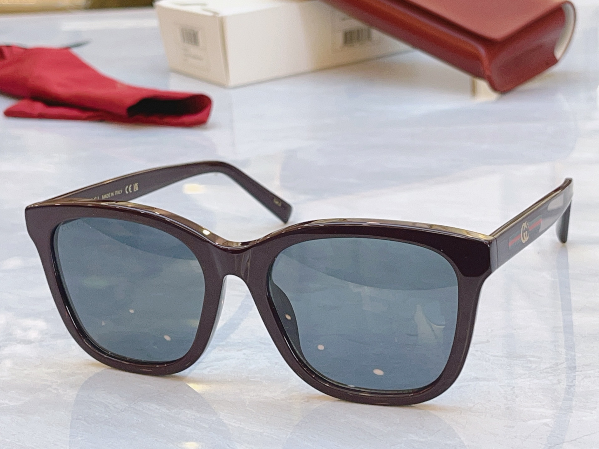 ，【GUCC*】古*驰新款太阳镜，MODEL：GG1984SK，SIZE：55口19-145