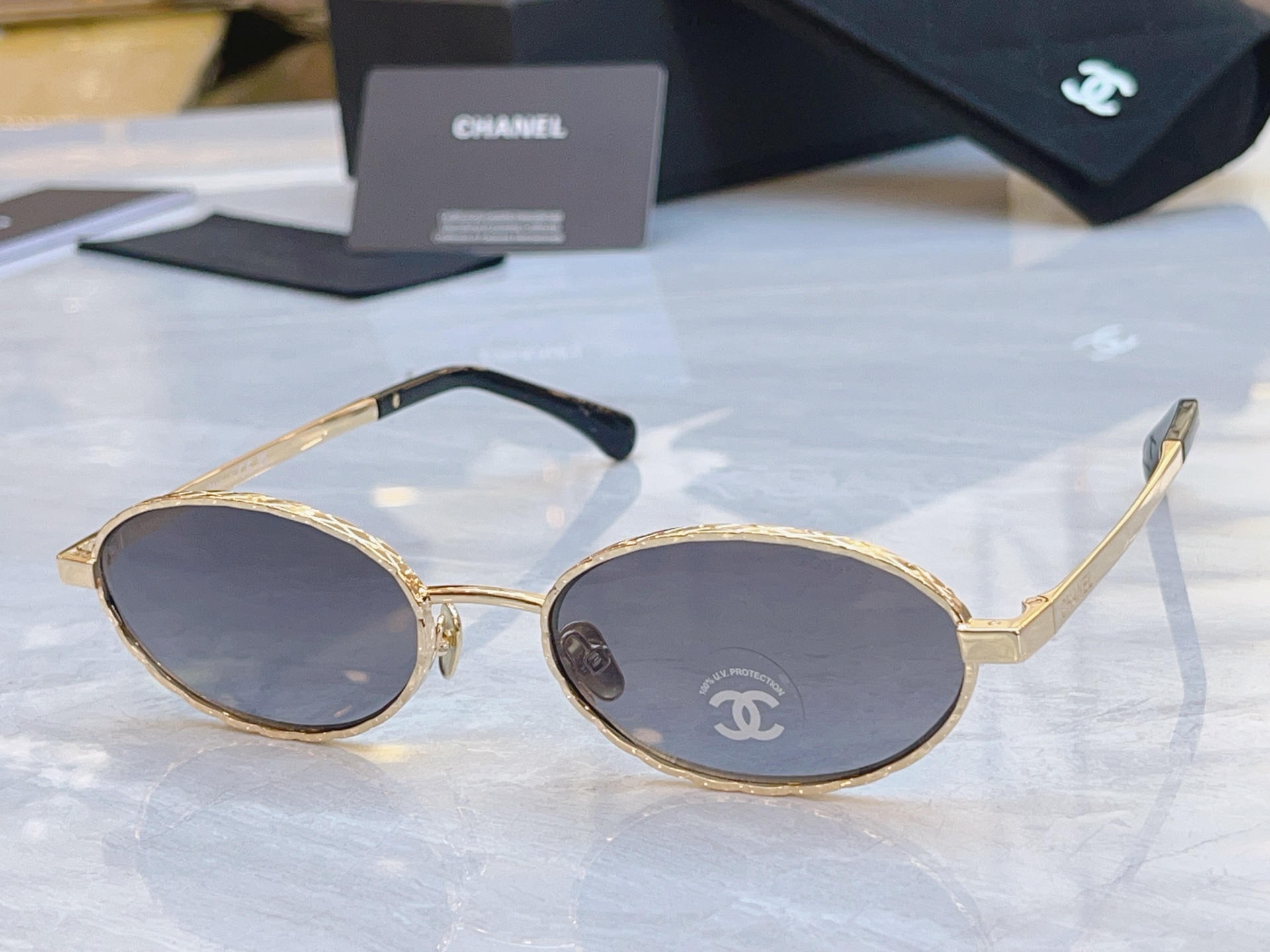 ，【CHANE*】香奈儿新款太阳镜，MODEL：2227-S，SIZE：55口18-140