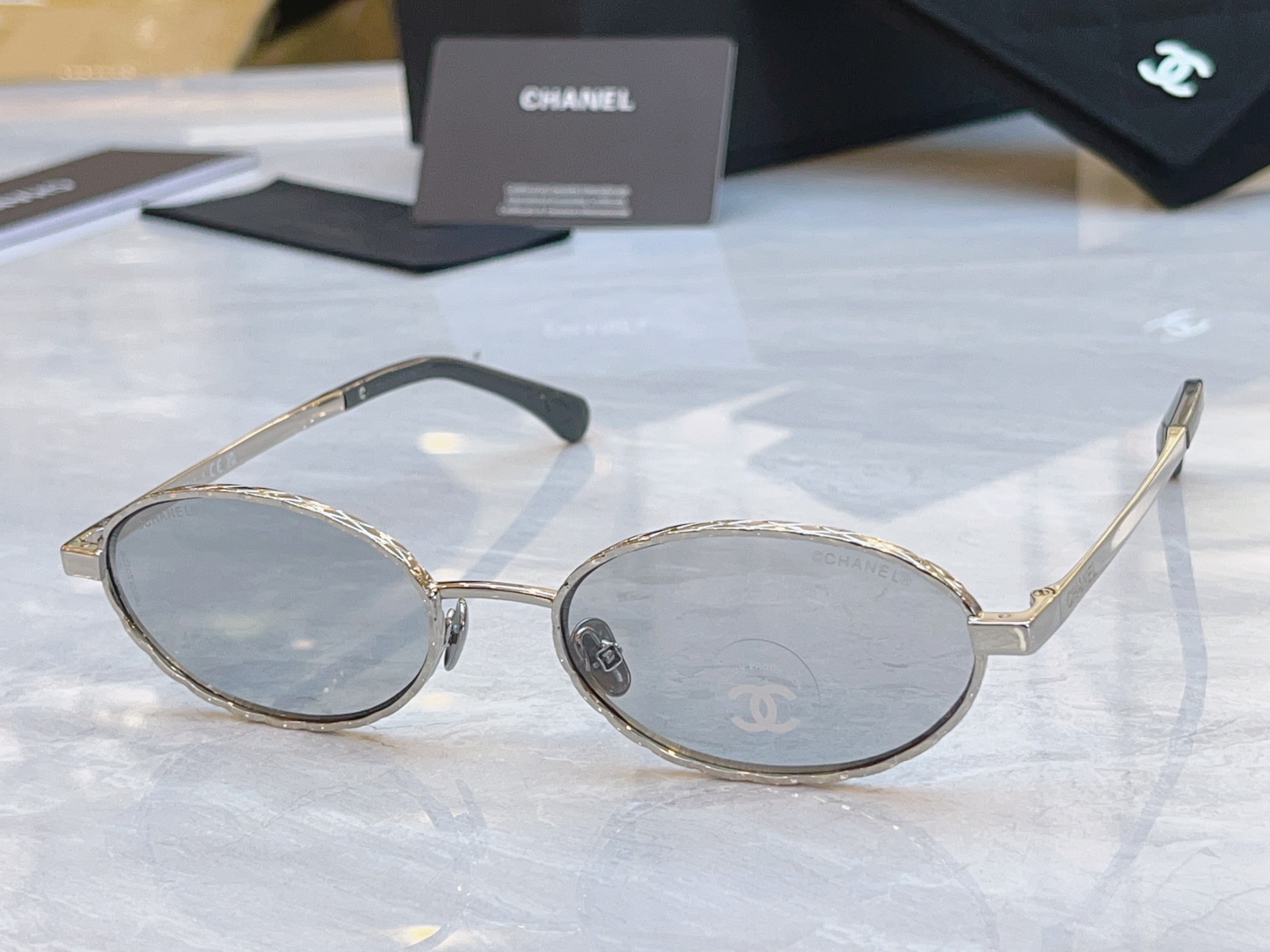 ，【CHANE*】香奈儿新款太阳镜，MODEL：2227-S，SIZE：55口18-140