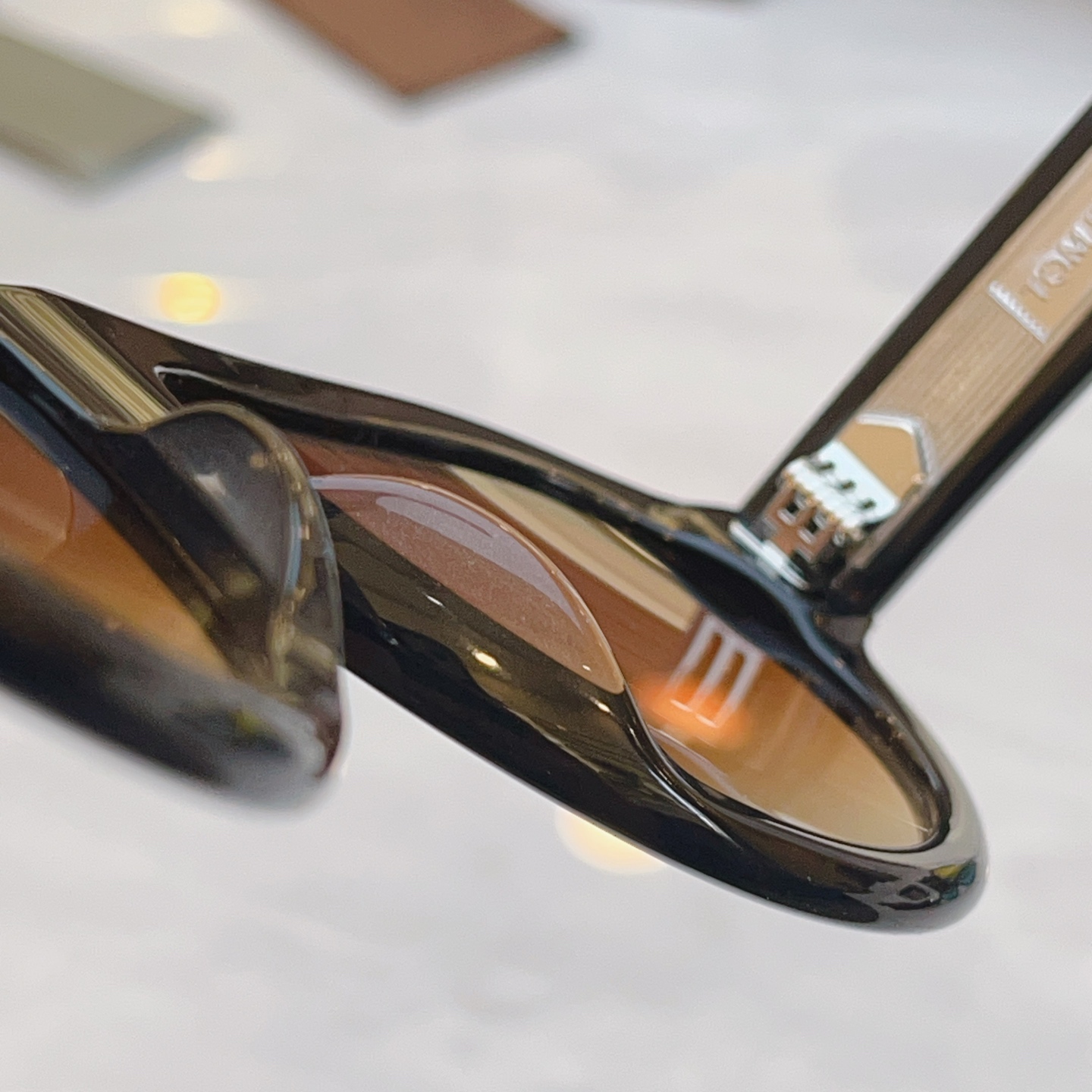 ，【TOM FOR*】汤姆*福特新款太阳镜，MODEL：FT1225，SIZE：59口16-145