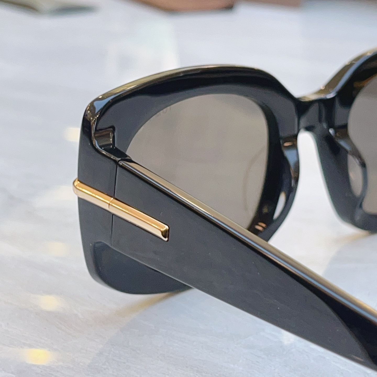 ，【TOM FOR*】汤姆*福特新款太阳镜，MODEL：TF1253，SIZE：54口22-140