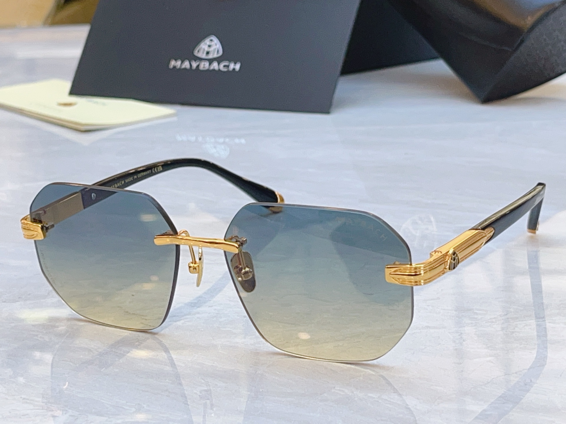 ，【MAYBAC*】迈巴*赫新款太阳镜，MODEL: Q-F/K-S/U-Z064，SIZE：60口16