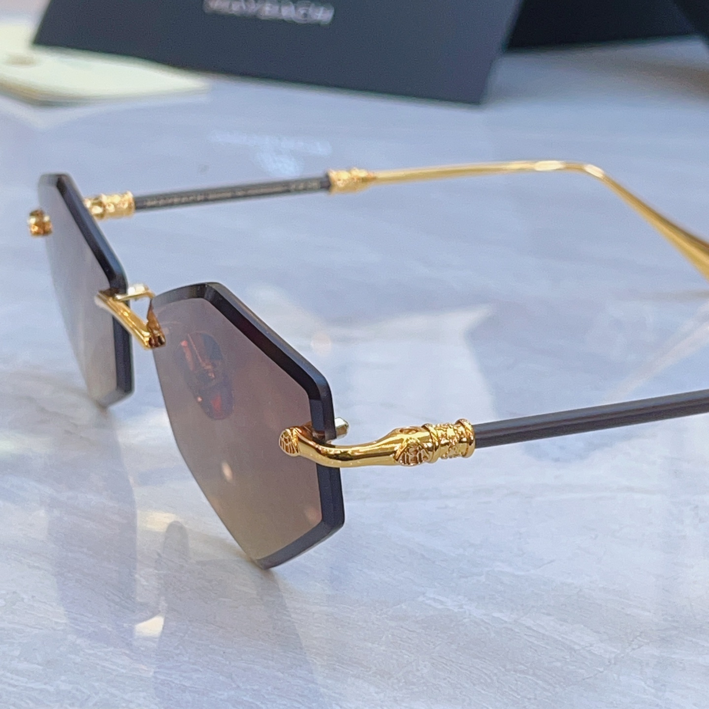 ，【MAYBAC*】迈巴*赫新款太阳镜，MODEL: MUI-WM-Z055，SIZE：59口15-14