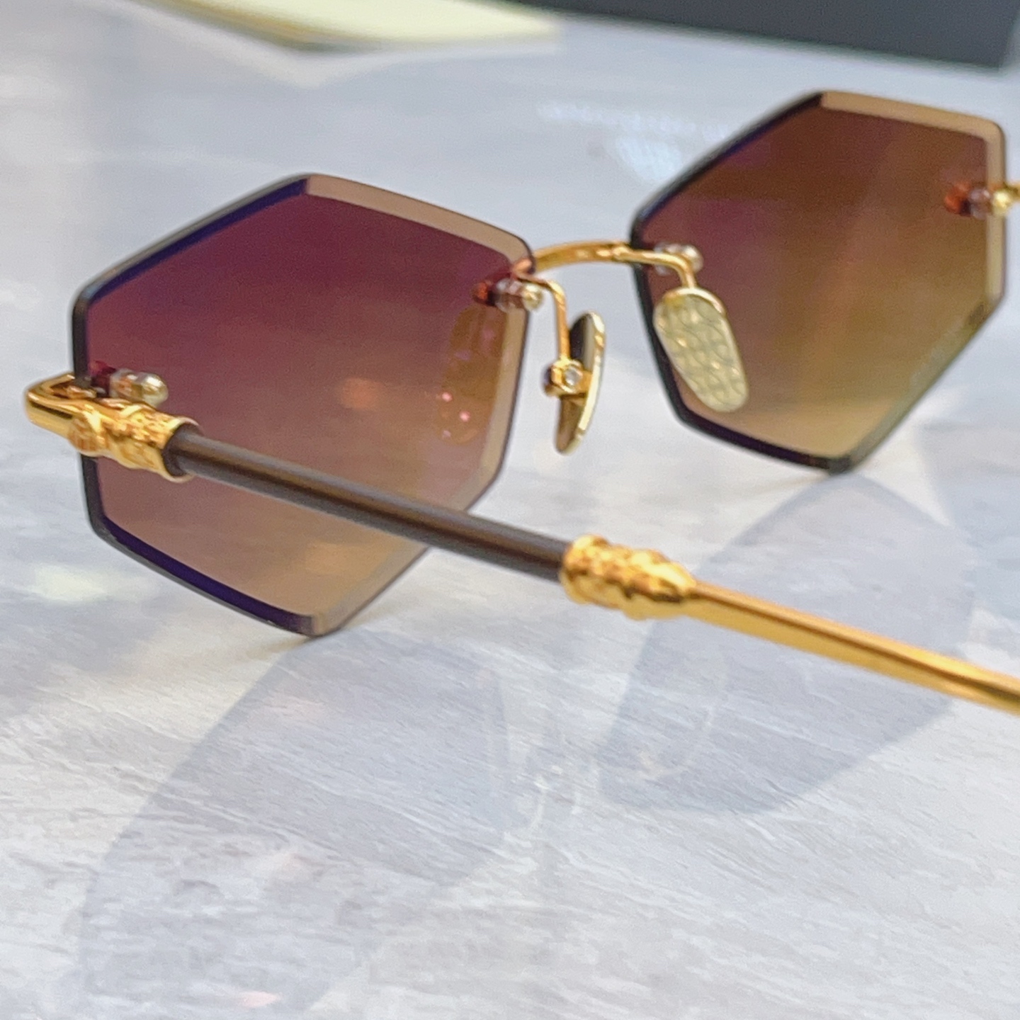 ，【MAYBAC*】迈巴*赫新款太阳镜，MODEL: MUI-WM-Z055，SIZE：59口15-14