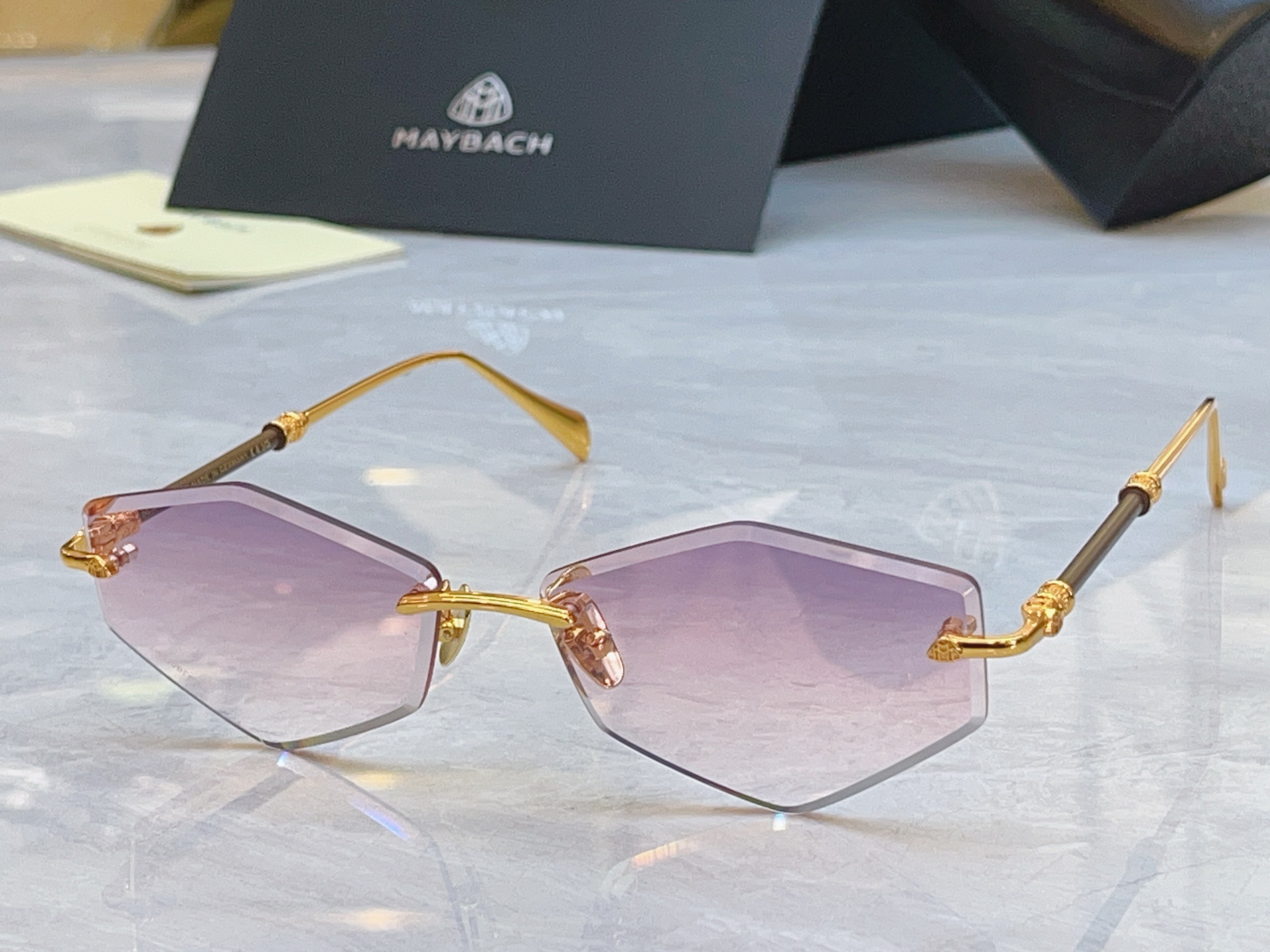 ，【MAYBAC*】迈巴*赫新款太阳镜，MODEL: MUI-WM-Z055，SIZE：59口15-14