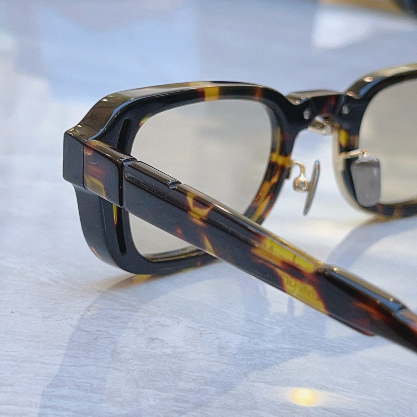 配送盒子，【KUB口RAU*】新款太阳镜，MODEL：Maske N12，SIZE:48口26-145