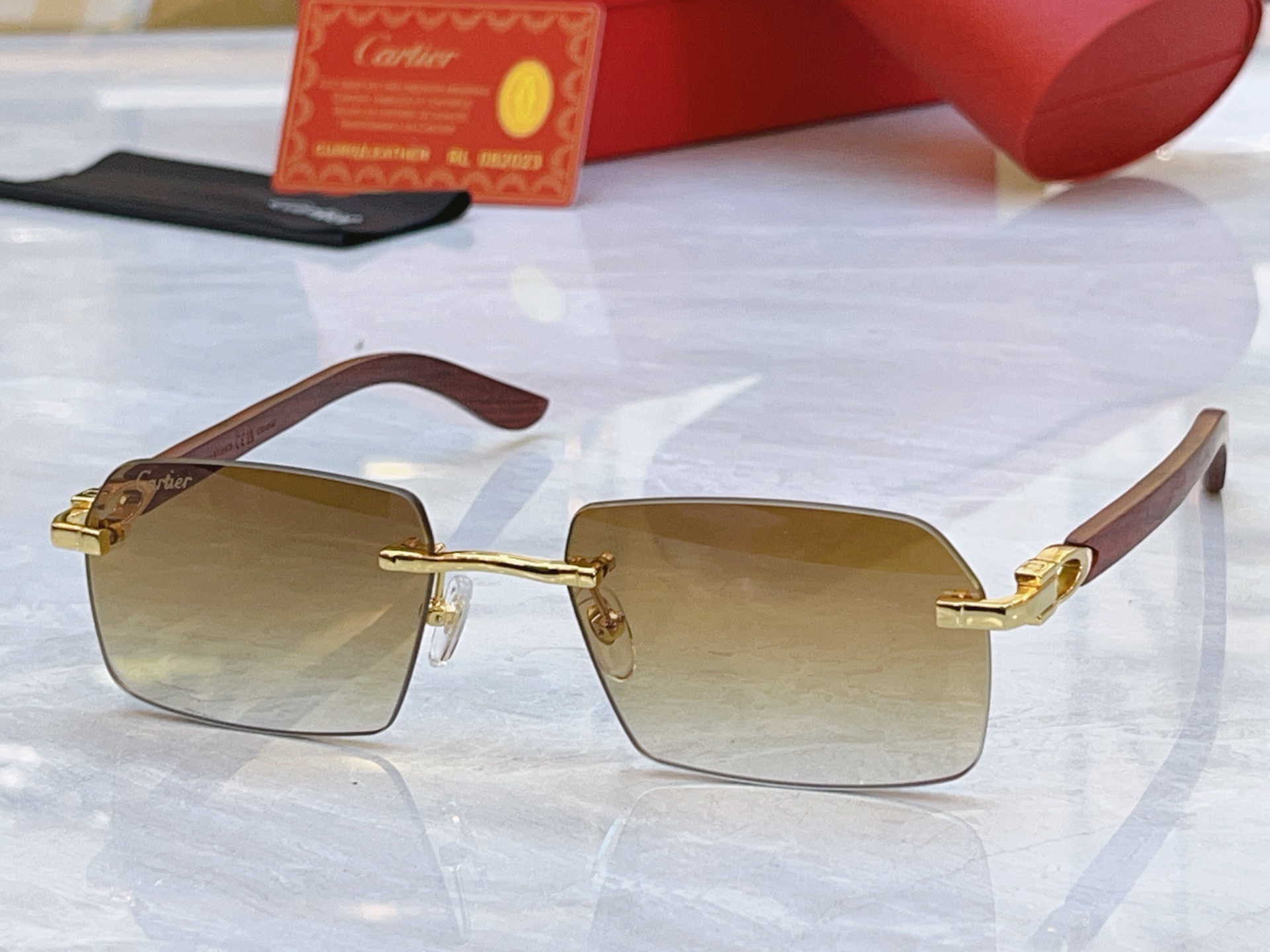 ，【CARTIE*】卡地*亚新款太阳镜，Mod:CT0453S，Size:56口19-145