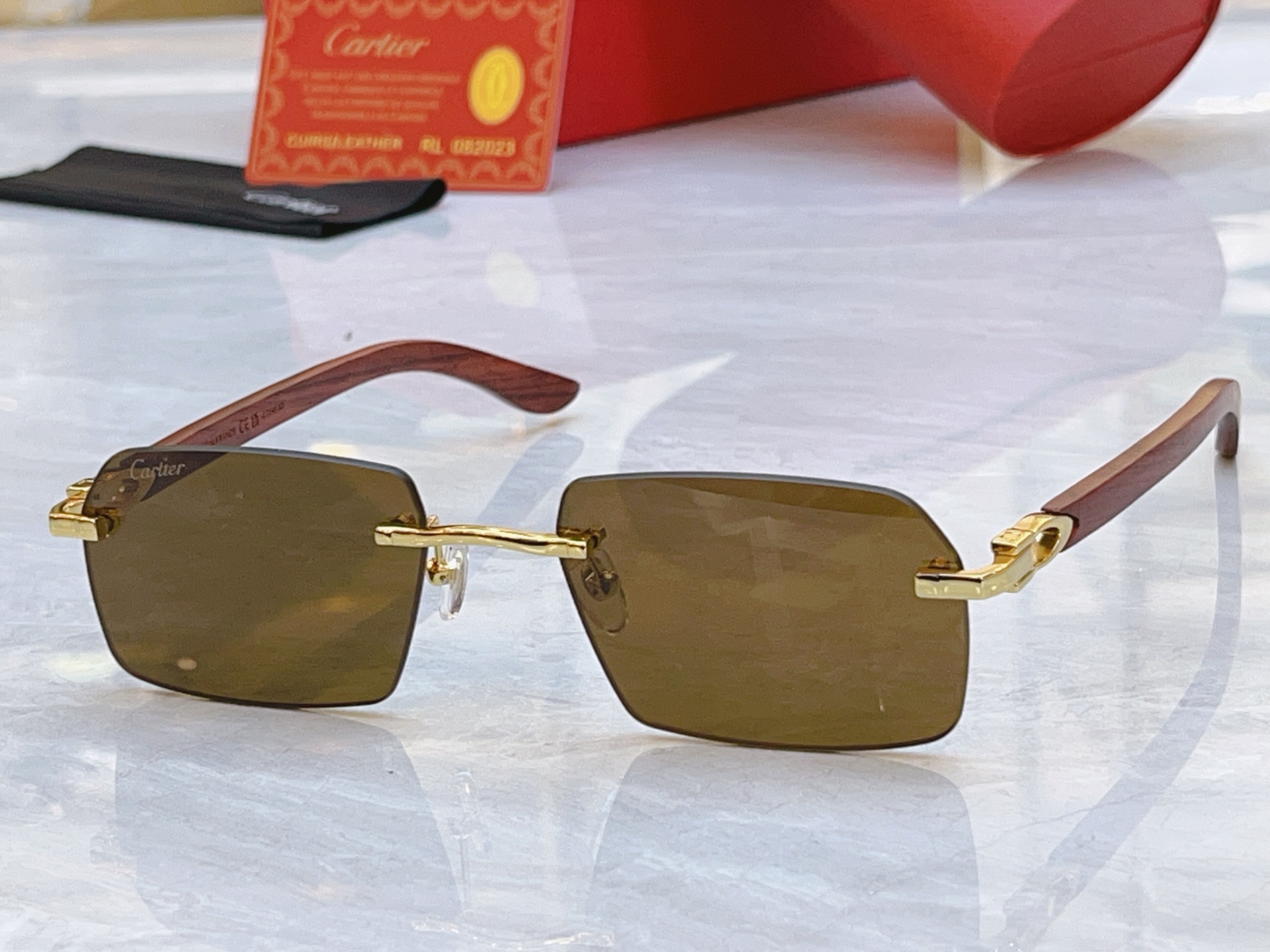 ，【CARTIE*】卡地*亚新款太阳镜，Mod:CT0453S，Size:56口19-145