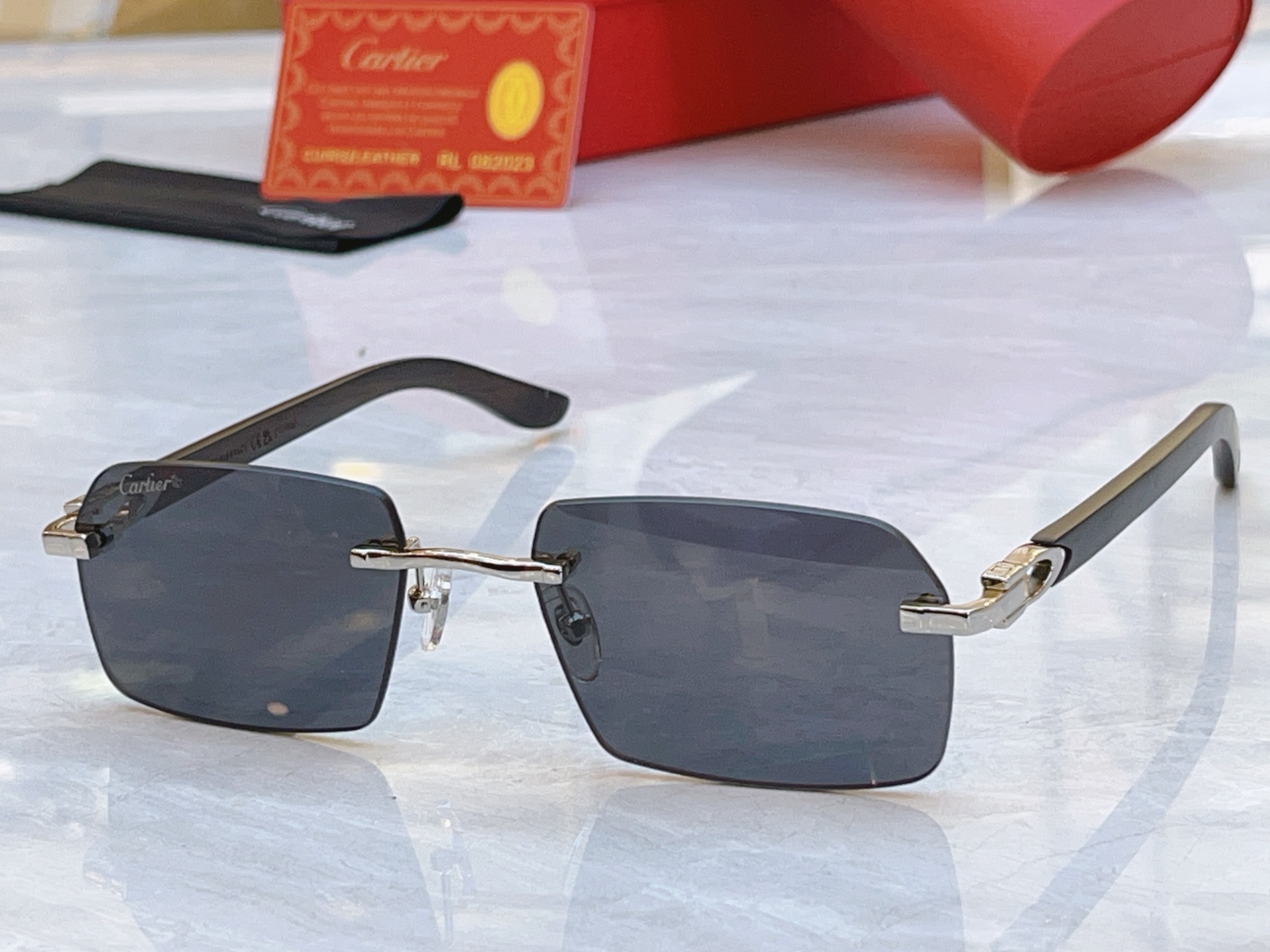 ，【CARTIE*】卡地*亚新款太阳镜，Mod:CT0453S，Size:56口19-145