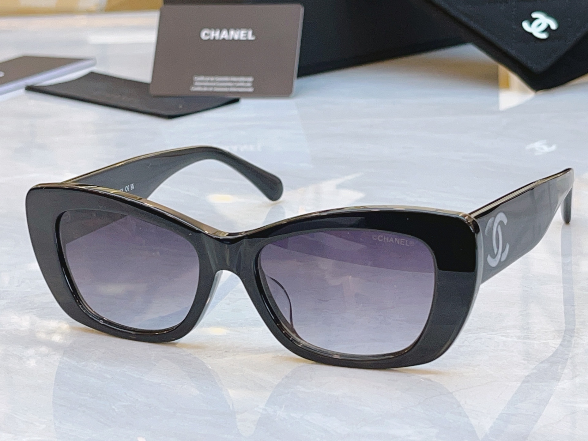 ，【CHANE*】香奈儿新款太阳镜，MODEL：9192-H，SIZE：54口18-145