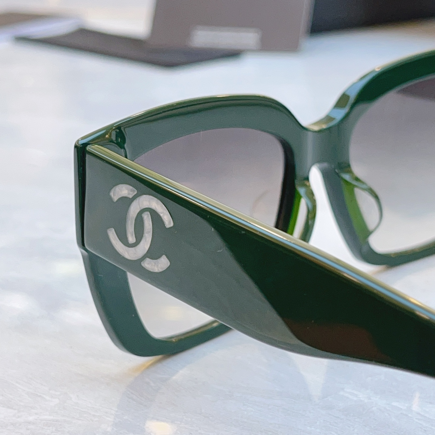 ，【CHANE*】香奈儿新款太阳镜，MODEL：9191-H，SIZE：54口18-145