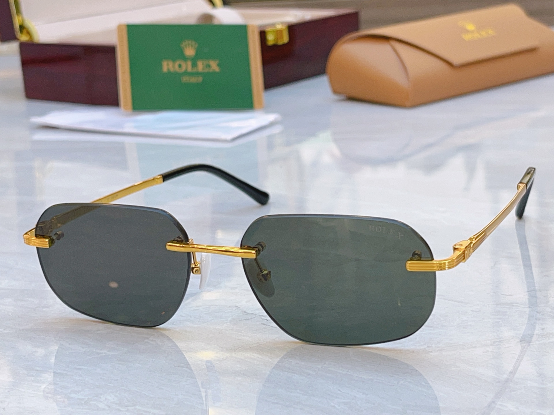 ，【ROLE*】 劳力*士新款太阳镜，钛架 MODEL：SS1230，SIZE：56口17-143