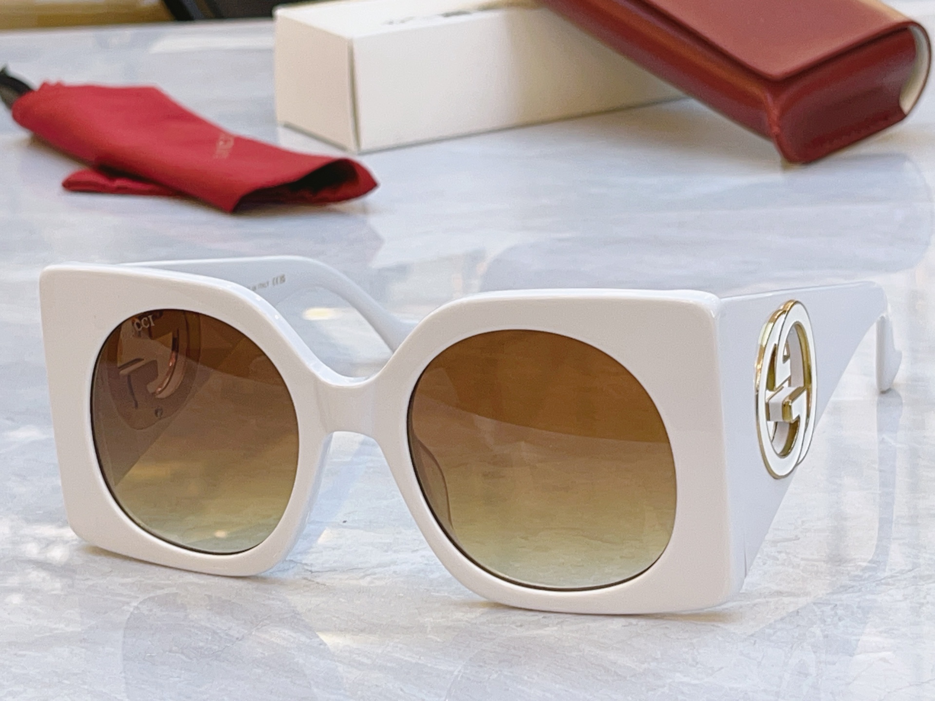 ，【GUCC*】古*驰新款太阳镜，MODEL：GG1631，SIZE：53口22-145