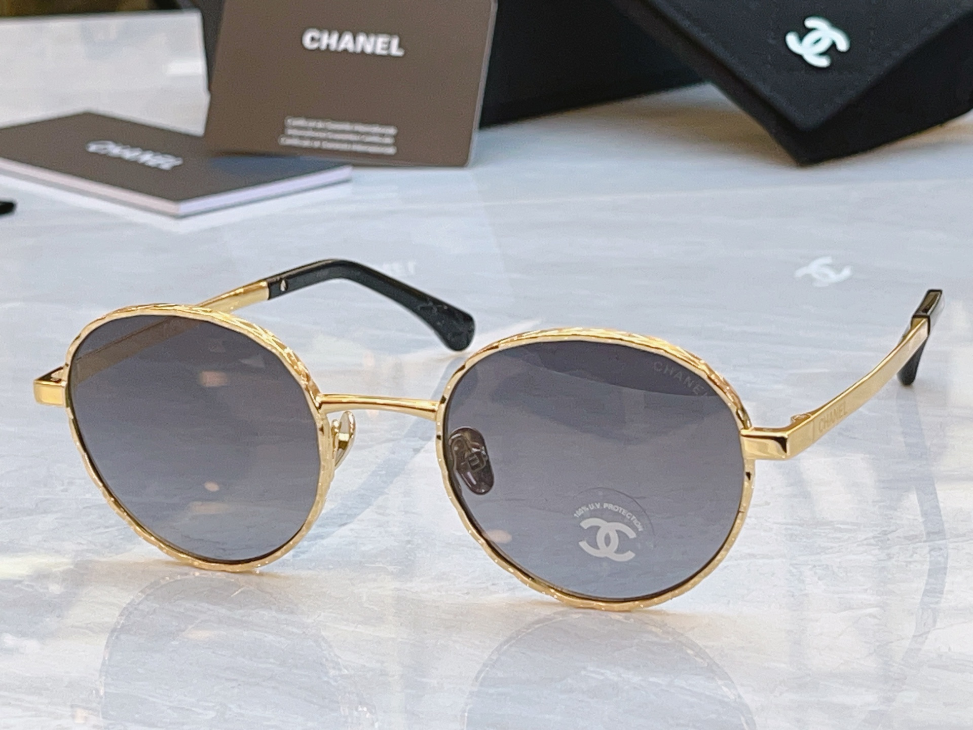 ，【CHANE*】香奈儿新款太阳镜，MODEL：2225-S，SIZE：51口20-140