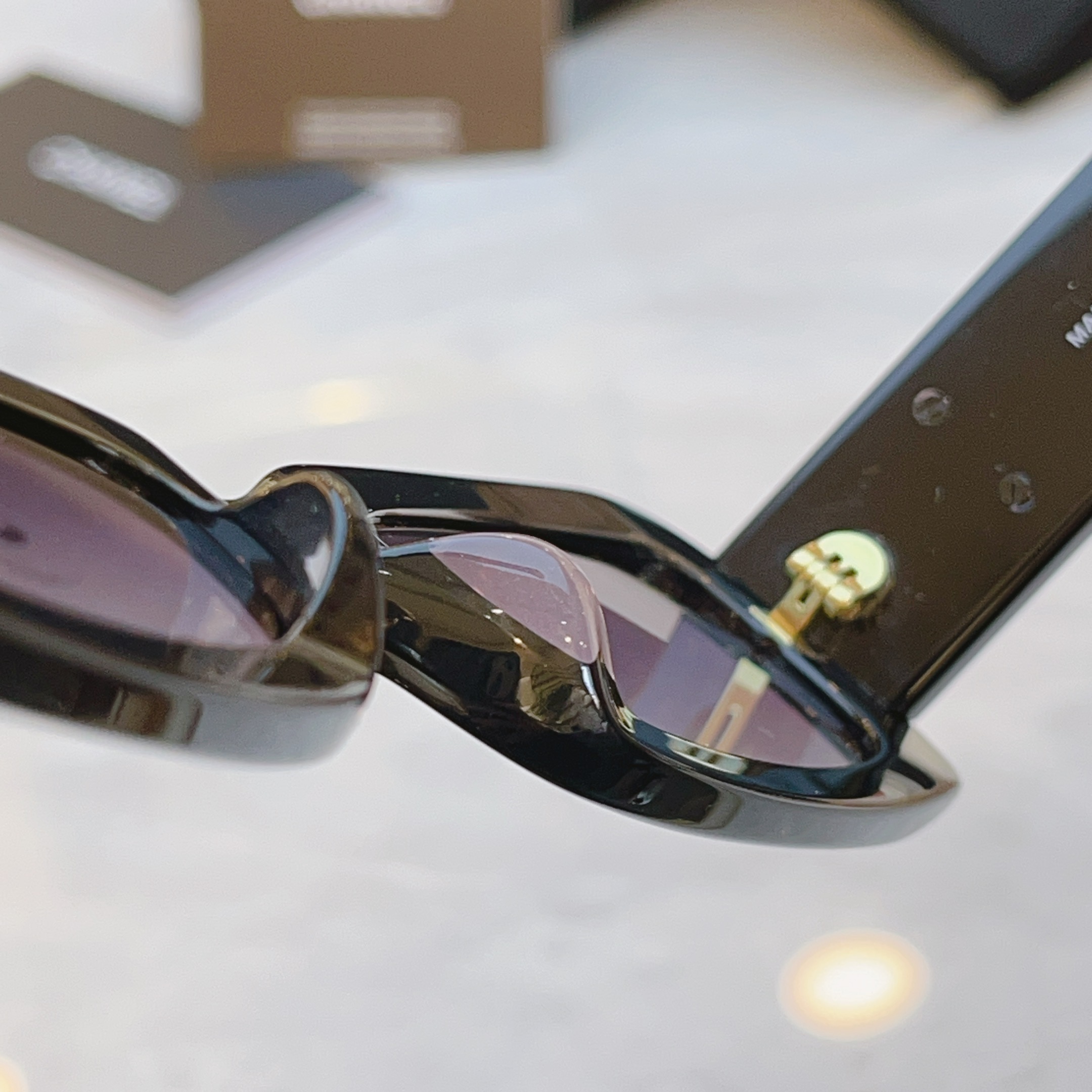 ，【CHANE*】香奈儿新款太阳镜，MODEL：9184，SIZE：52口20-140