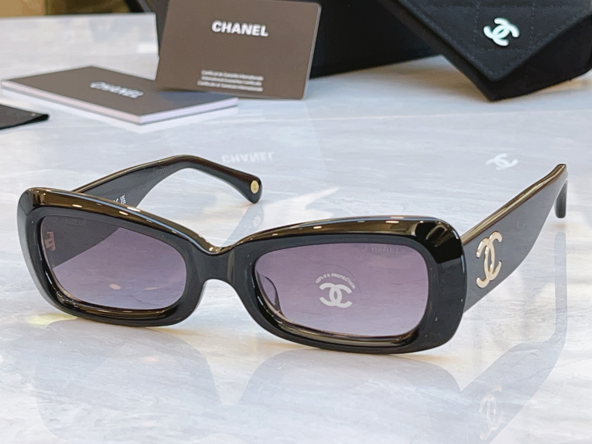 ，【CHANE*】香奈儿新款太阳镜，MODEL：9184，SIZE：52口20-140