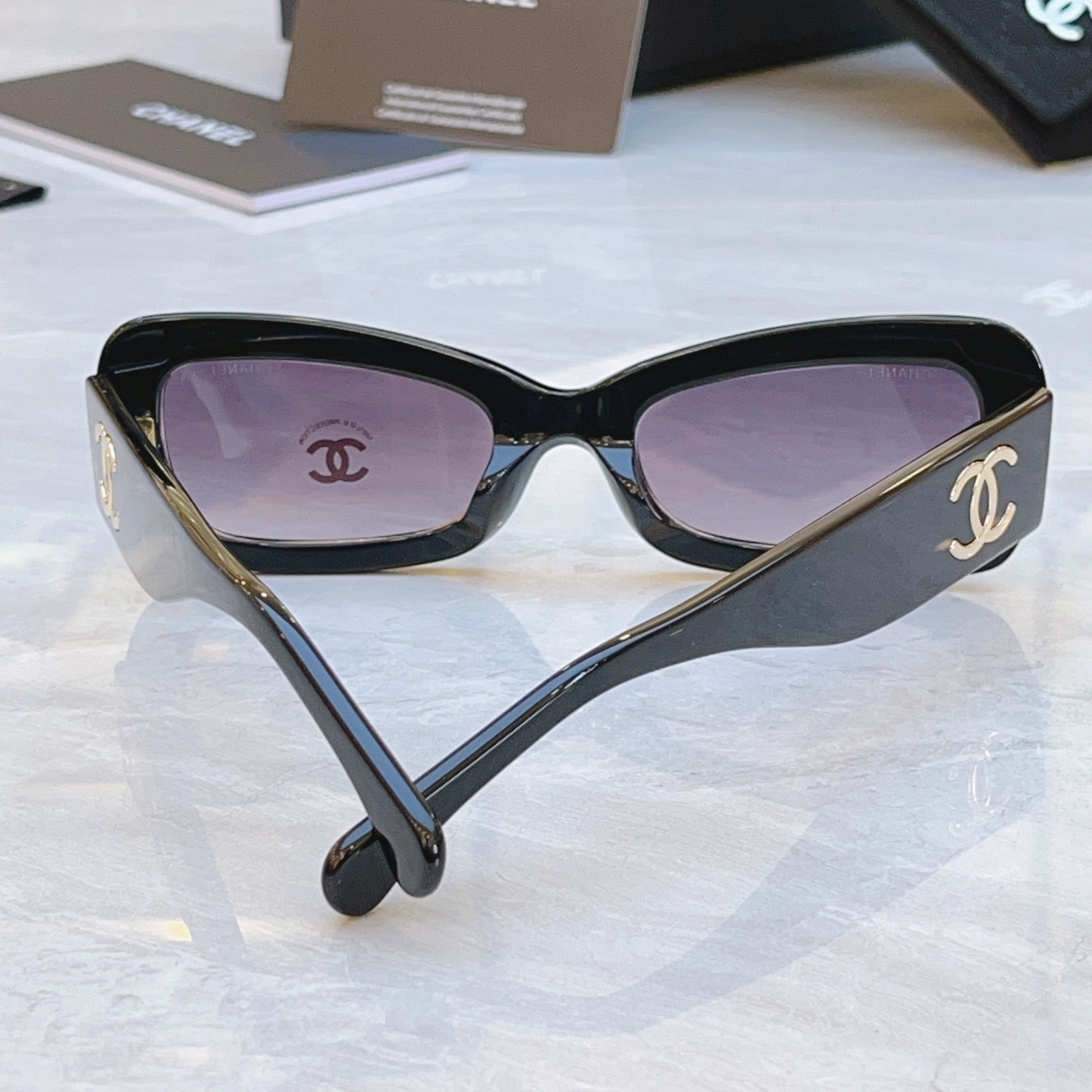 ，【CHANE*】香奈儿新款太阳镜，MODEL：9184，SIZE：52口20-140