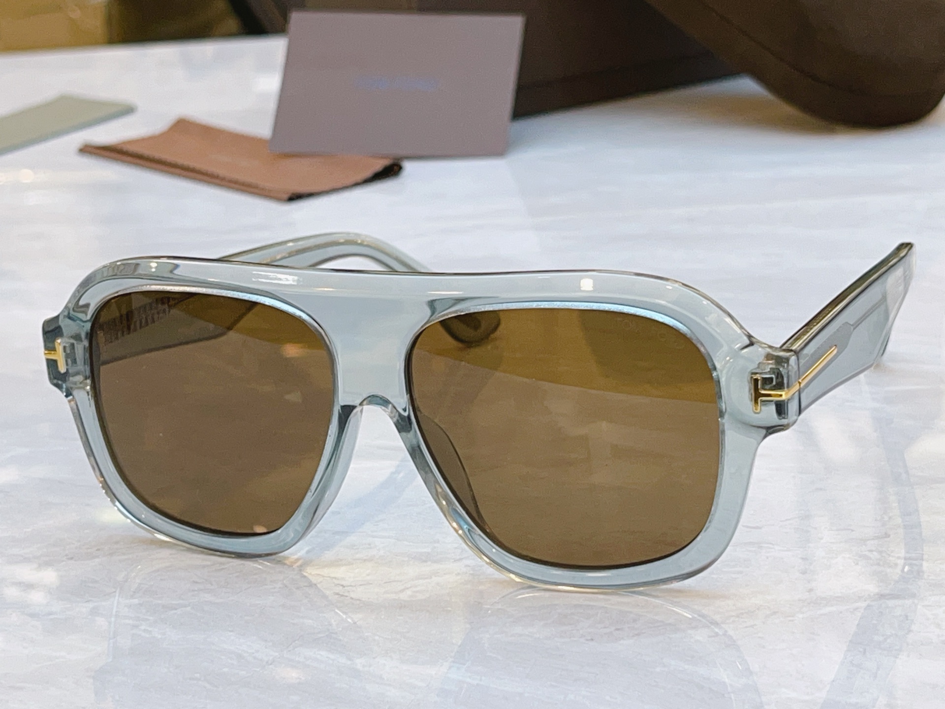 ，【TOM FOR*】汤姆*福特新款太阳镜，MODEL：TFB，SIZE：56口14-145