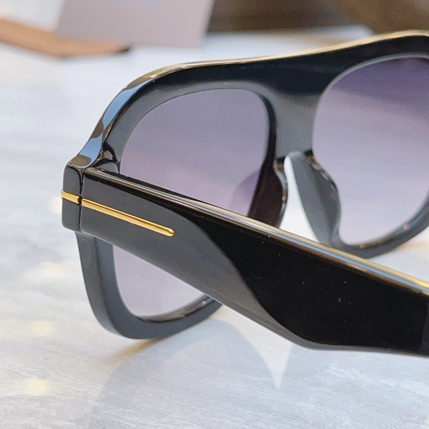 ，【TOM FOR*】汤姆*福特新款太阳镜，MODEL：TFB，SIZE：56口14-145