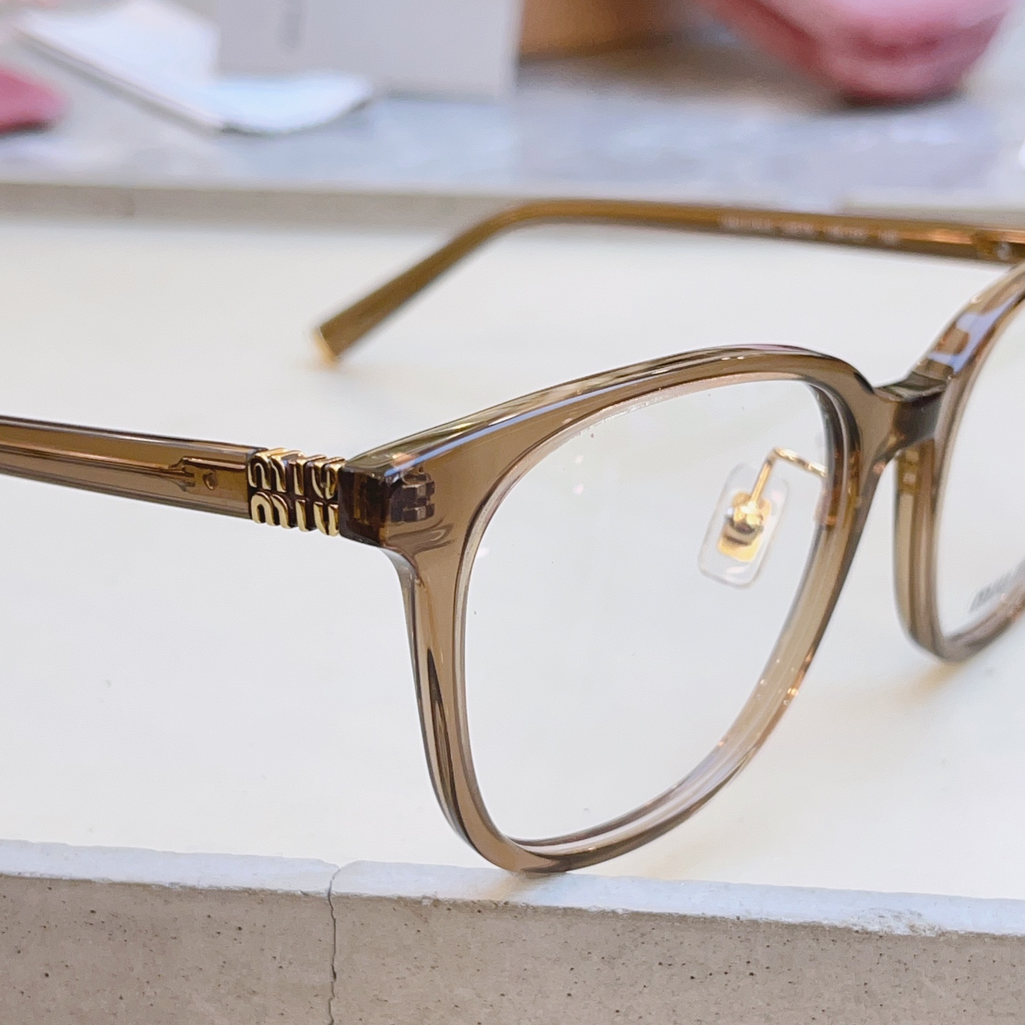 ，【MIUMI*】缪*缪新款眼镜架，Mod: VMU 01W-S，SIZE:54口19-140