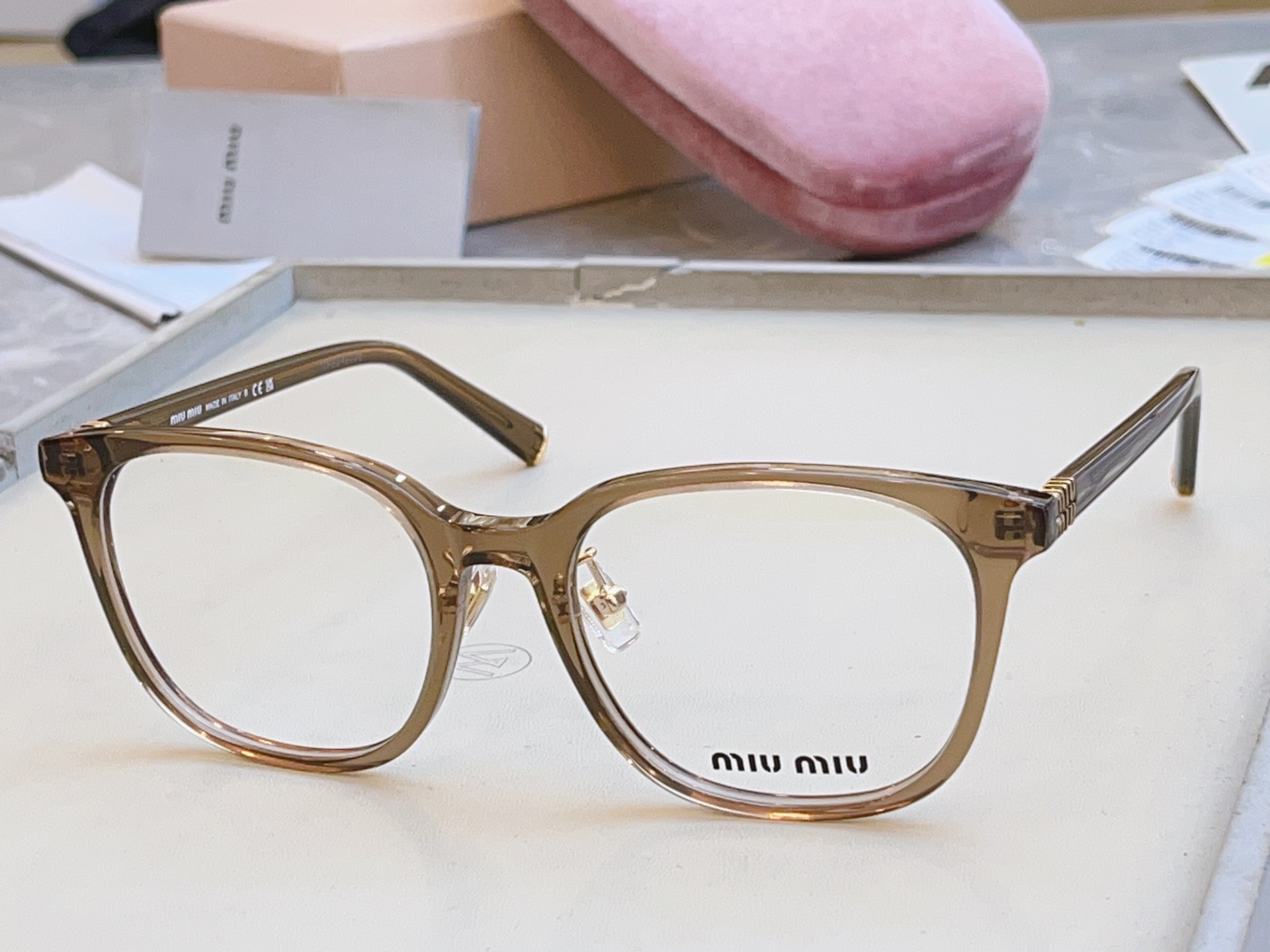 ，【MIUMI*】缪*缪新款眼镜架，Mod: VMU 01W-S，SIZE:54口19-140