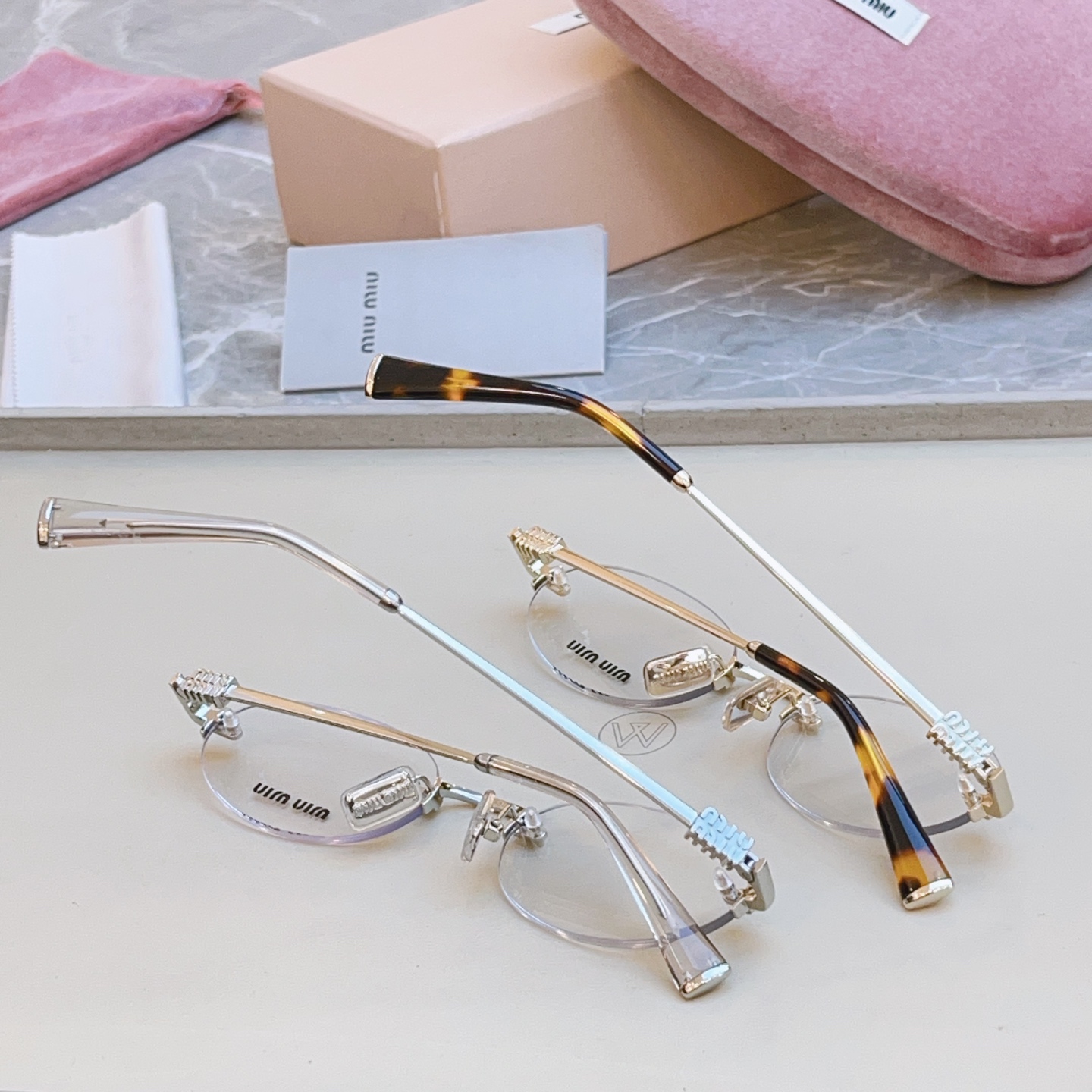 ，【MIUMI*】缪*缪新款眼镜架，Mod: SMU 53W 高版本✨，SIZE:53口20-140