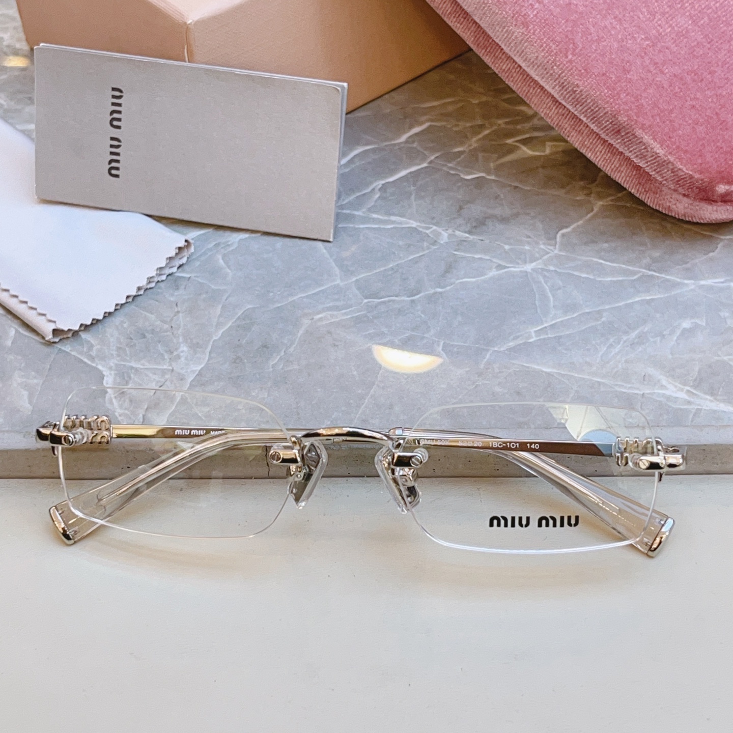 ，【MIUMI*】缪*缪新款眼镜架，Mod: SMU 50Y 高版本✨，SIZE:52口20-140
