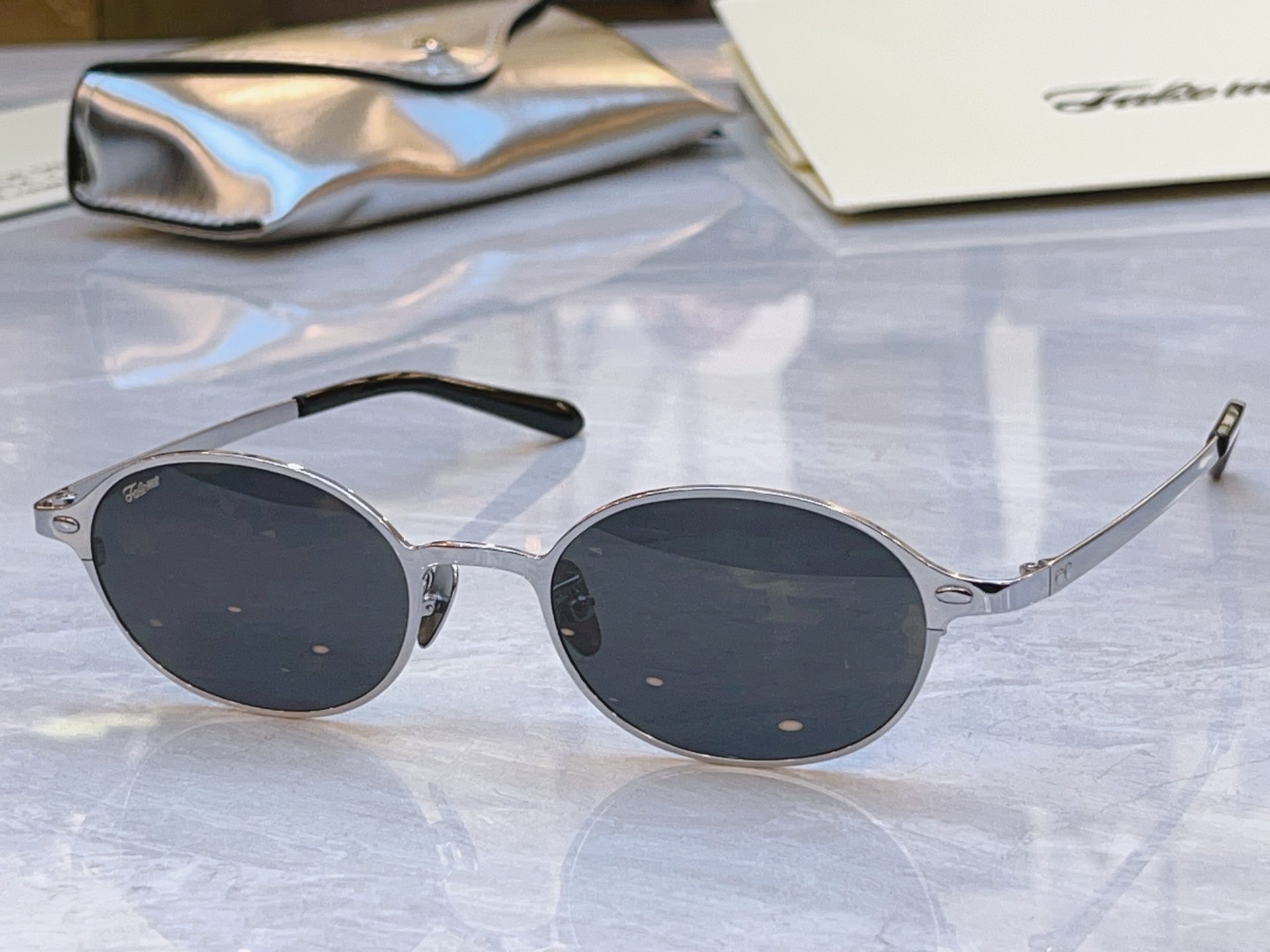 ，【FAKEM*】新款太阳镜，MODEL: core.bsv，SIZE:52口20-147