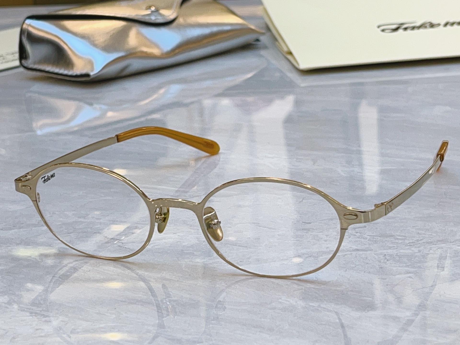 ，【FAKEM*】新款太阳镜，MODEL: core.bsv，SIZE:52口20-147