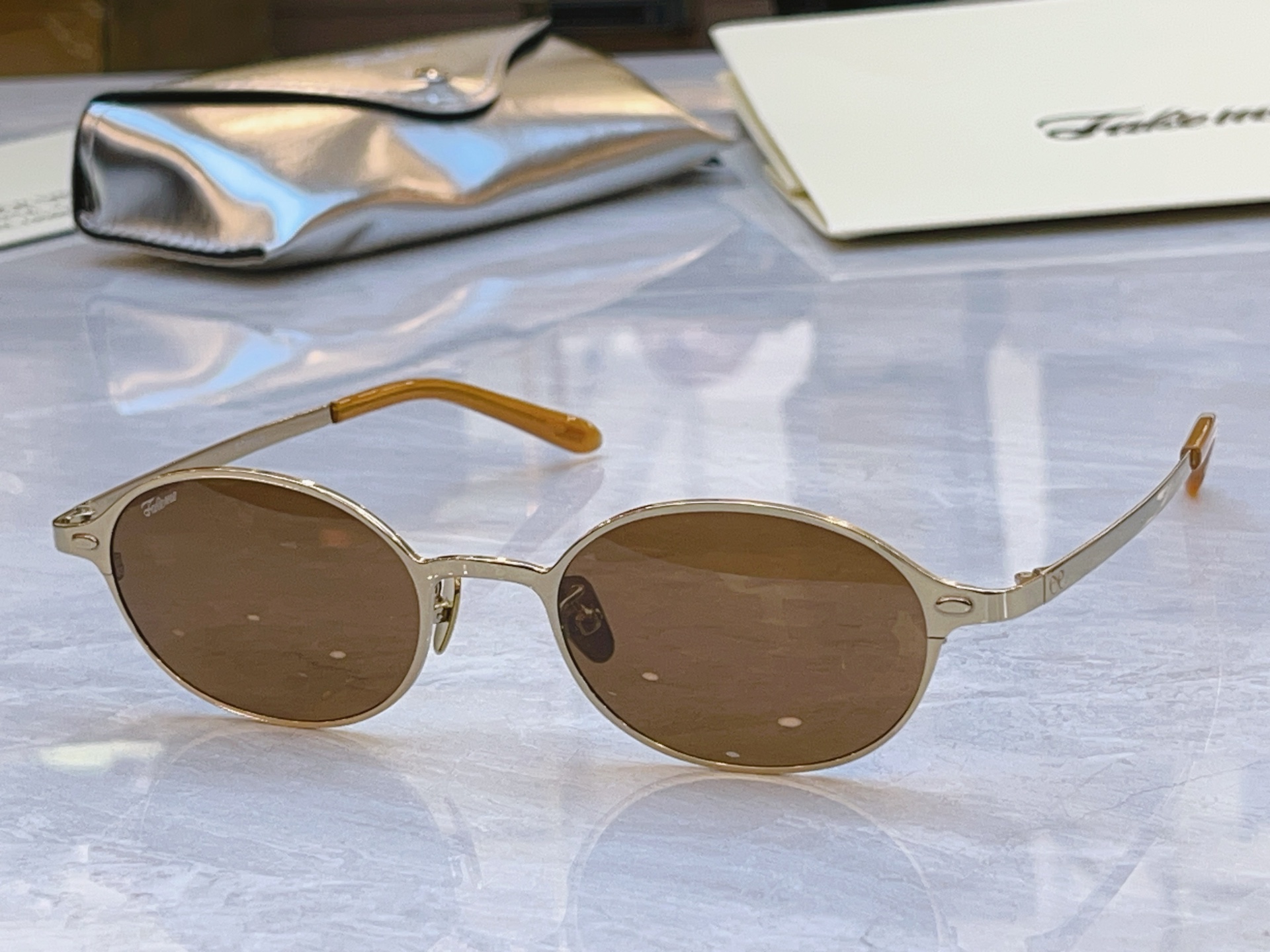 ，【FAKEM*】新款太阳镜，MODEL: core.bsv，SIZE:52口20-147