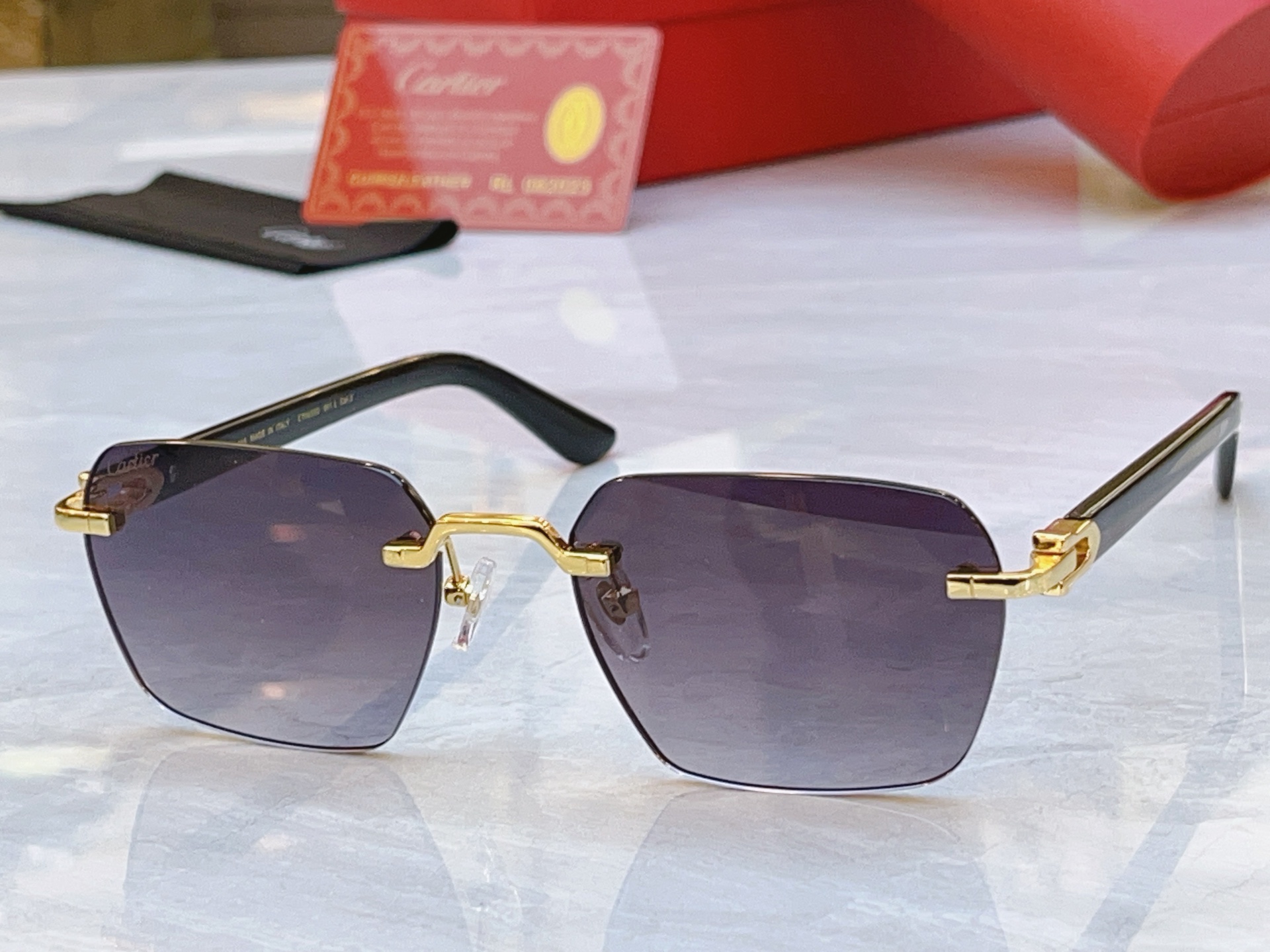 ，【CARTIE*】卡地*亚新款太阳镜，Mod:CT0623O，Size:54口18-145