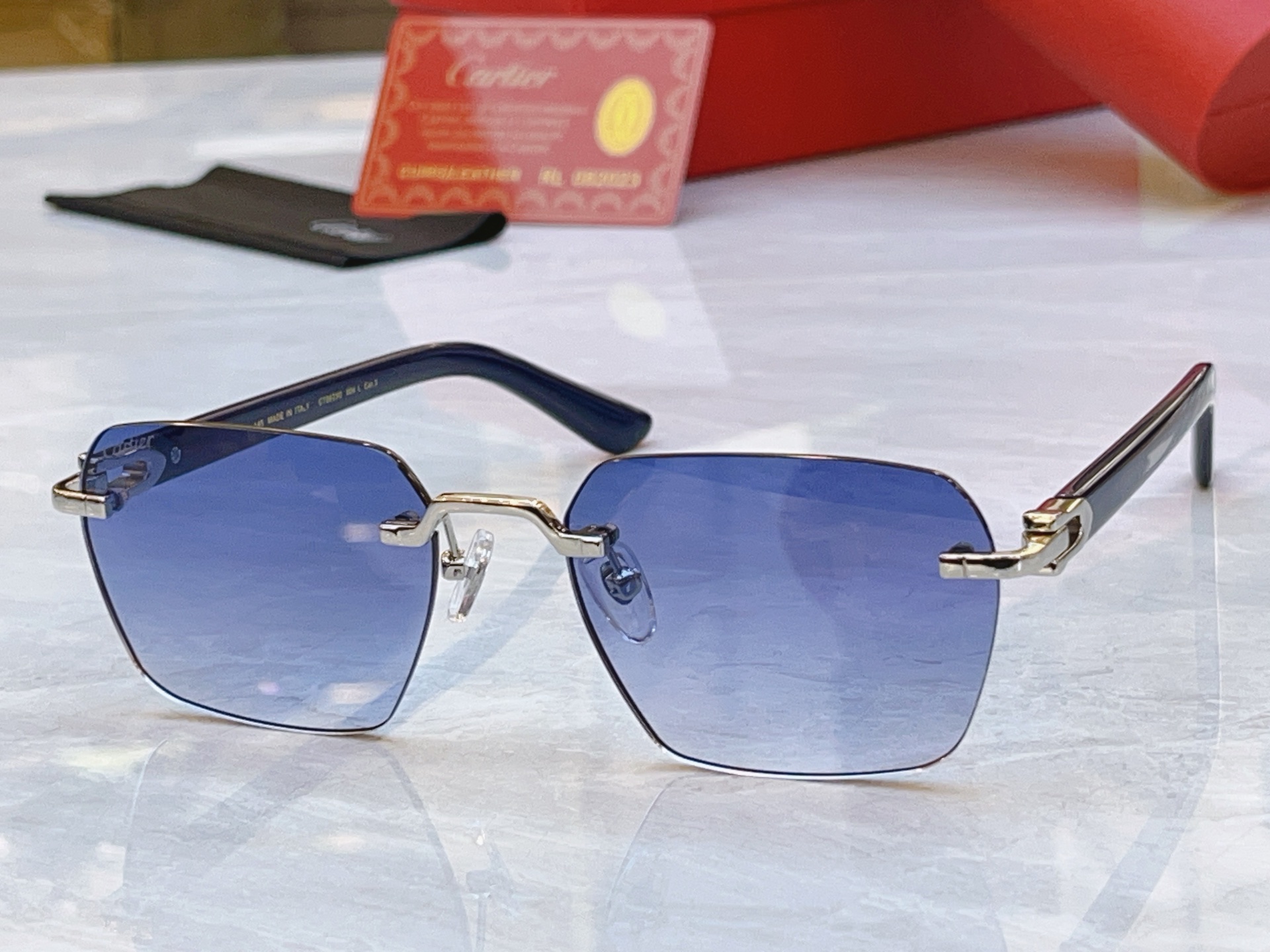 ，【CARTIE*】卡地*亚新款太阳镜，Mod:CT0623O，Size:54口18-145