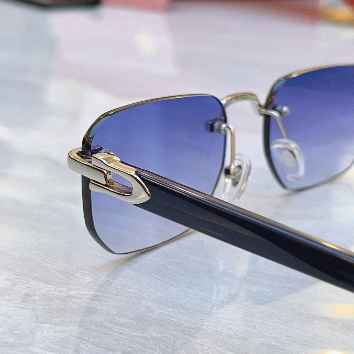 ，【CARTIE*】卡地*亚新款太阳镜，Mod:CT0622O，Size:53口19-145