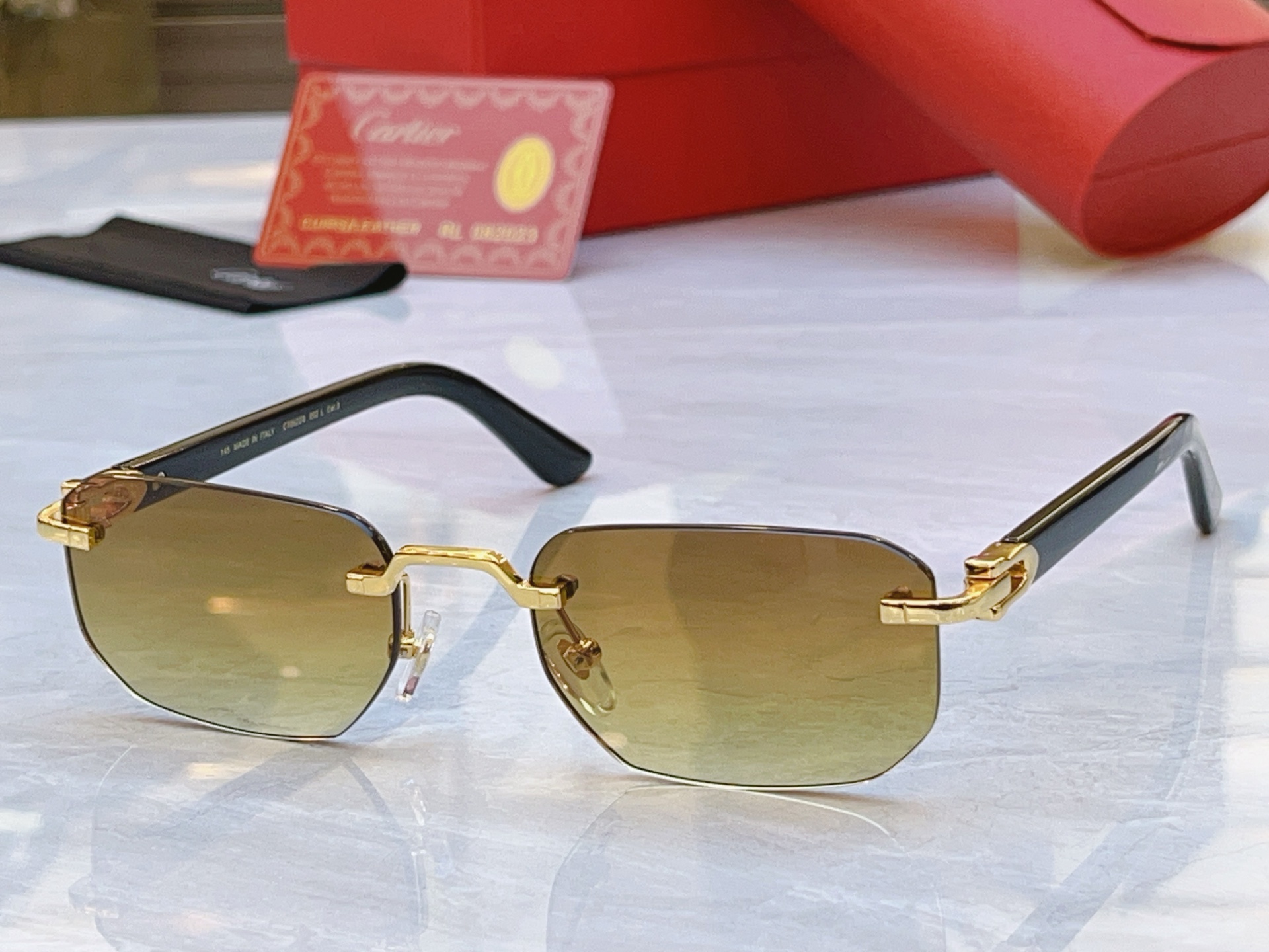 ，【CARTIE*】卡地*亚新款太阳镜，Mod:CT0622O，Size:53口19-145