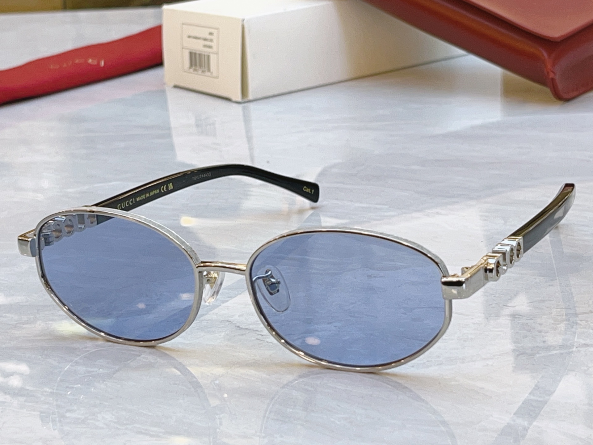 ，【GUCC*】古*驰新款太阳镜，MODEL：GG2312SK，SIZE：57口18-145