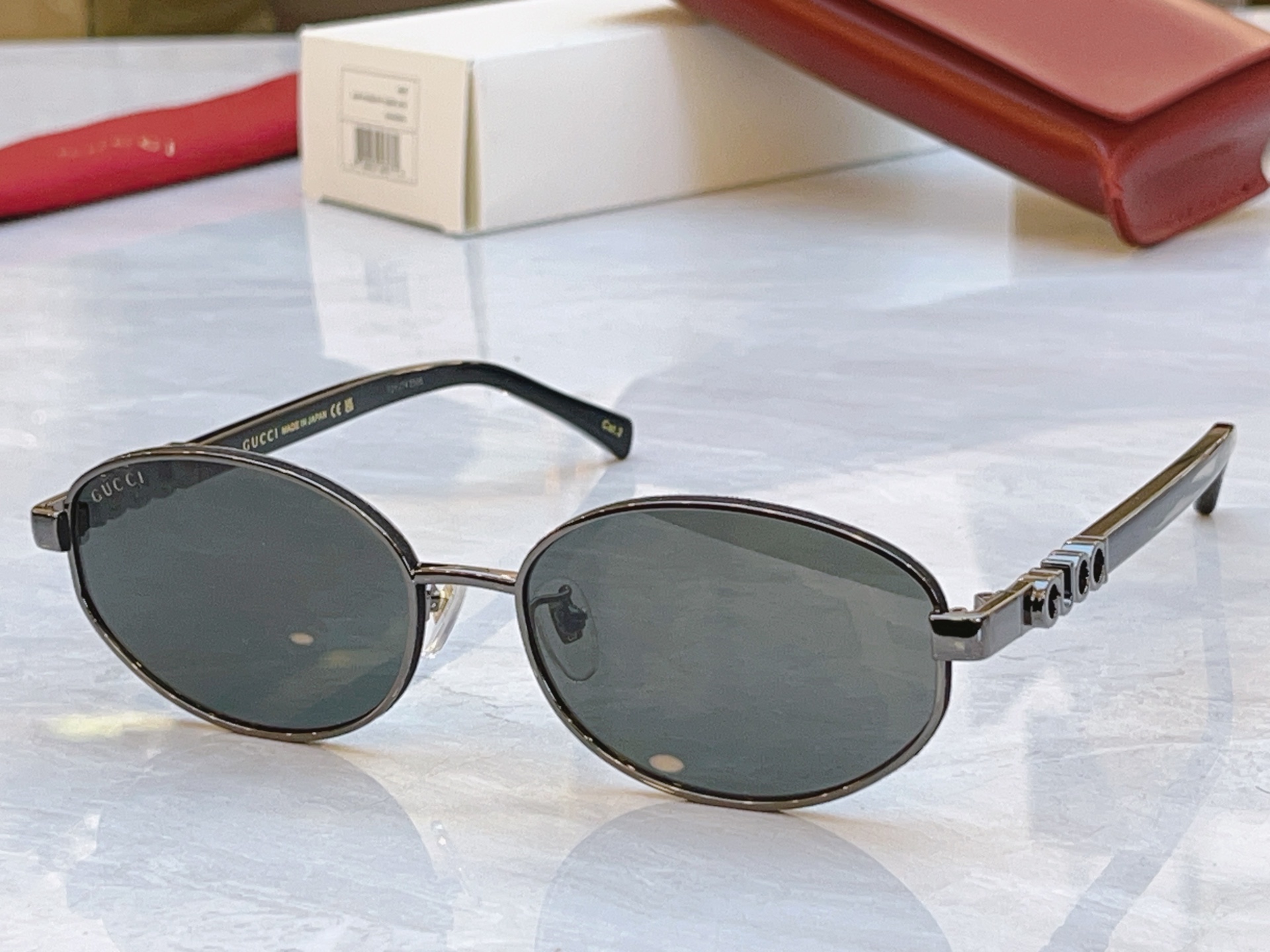 ，【GUCC*】古*驰新款太阳镜，MODEL：GG2312SK，SIZE：57口18-145