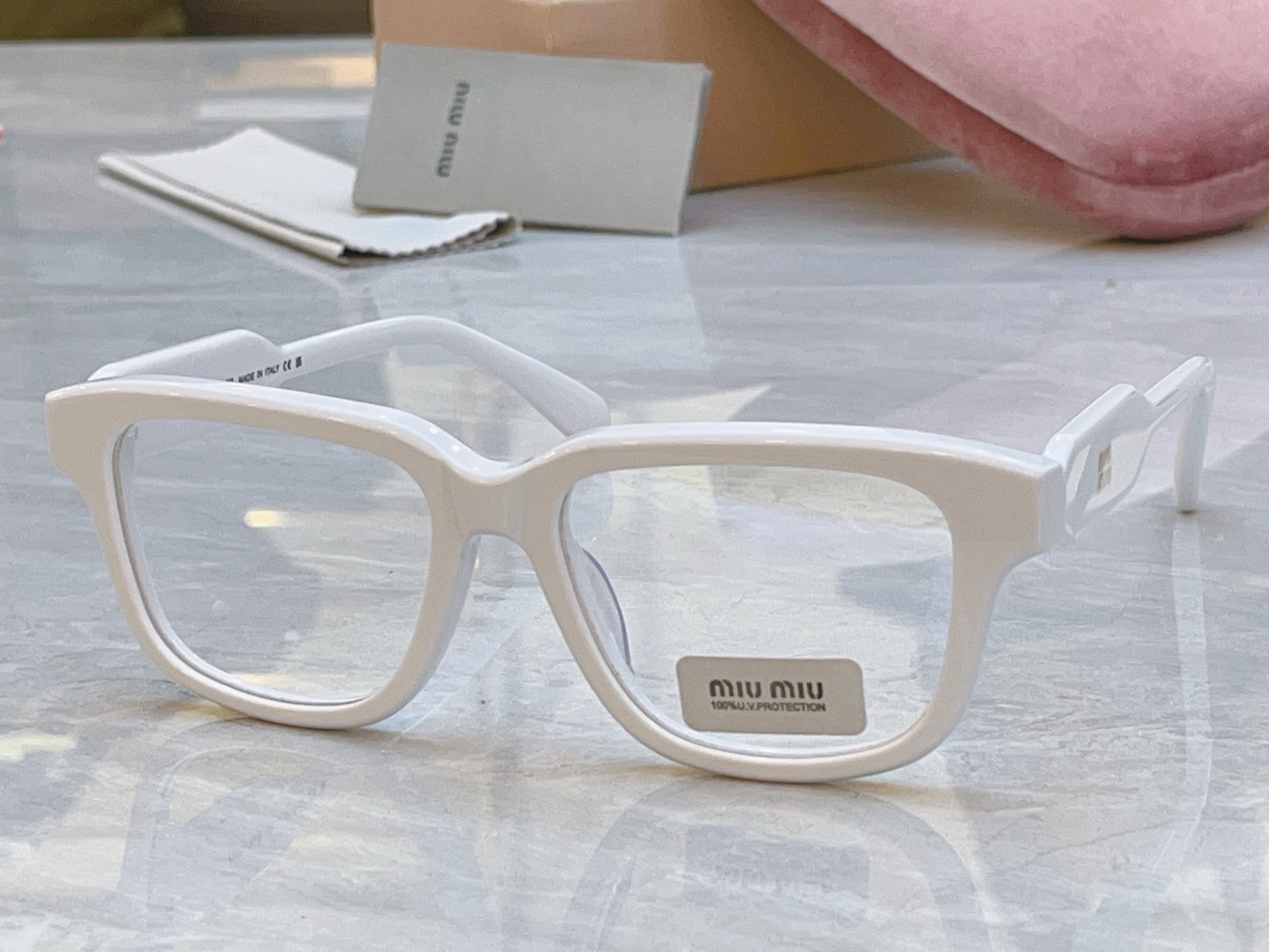 ，【MIUMI*】缪*缪新款眼镜架，Mod: SMU 02ZV，SIZE:52口18-142