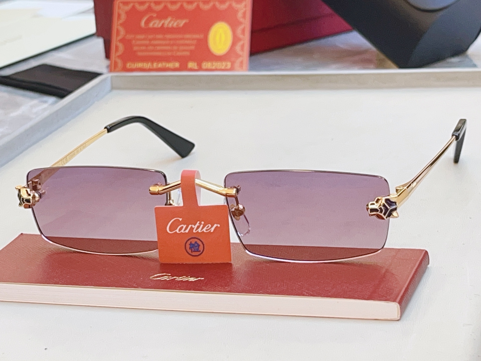 高版本✨，【CARTIE*】卡地*亚新款太阳镜，18K金电镀 镜片蔡司logo✨， MODEL:CT05