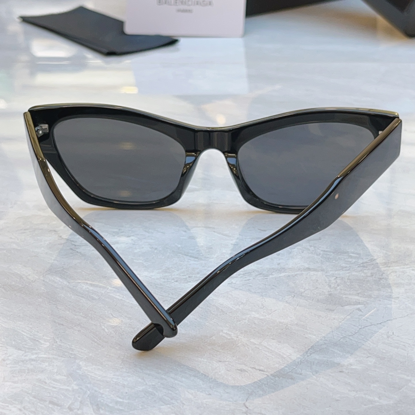 ，【BALENCIAG*】巴黎*世家新款太阳镜，MODEL：BB0447S，SIZE：56口20-145