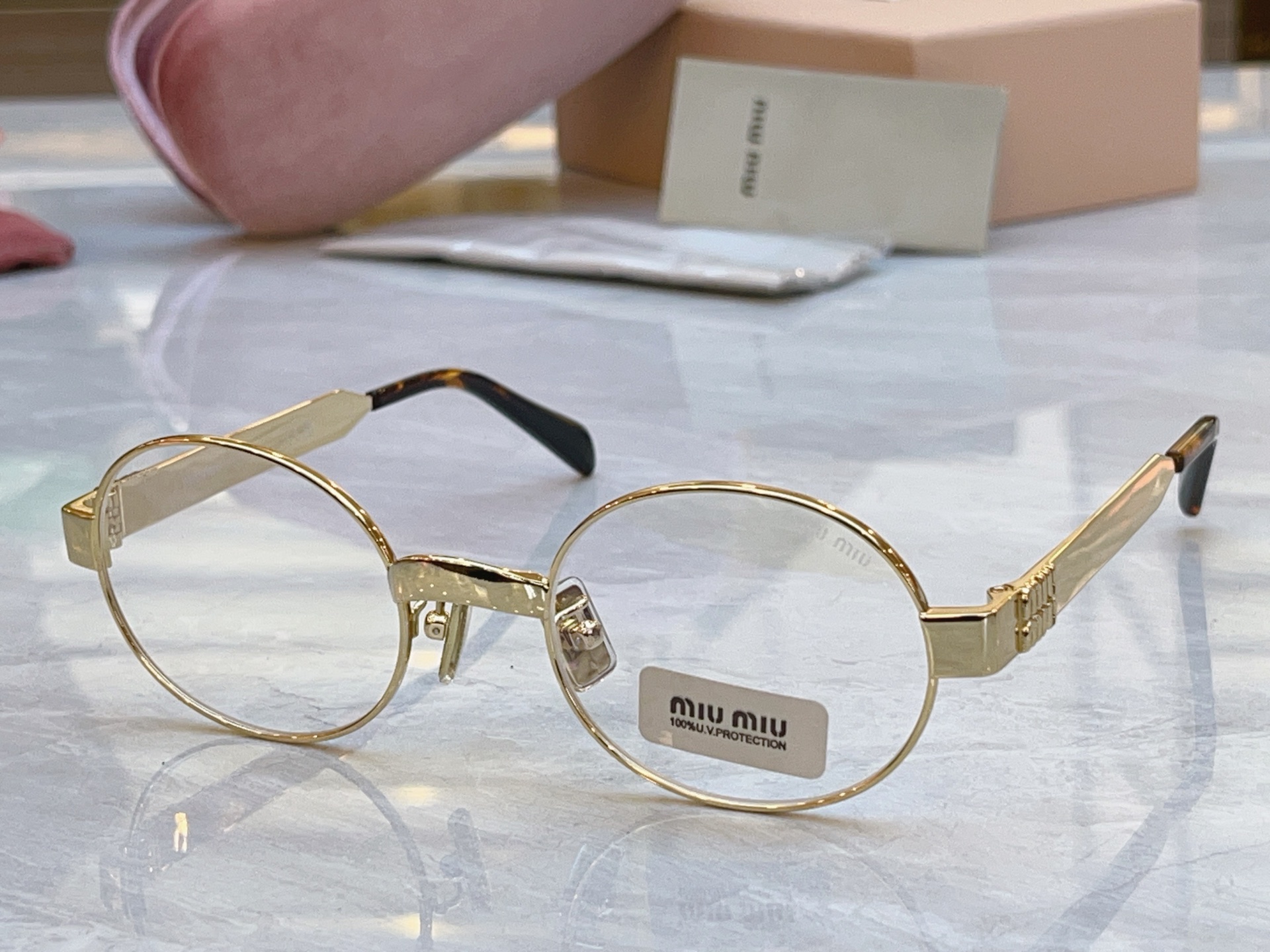 ，【MIUMI*】缪*缪新款太阳镜，Mod: SMUB51S，SIZE:47口21-135